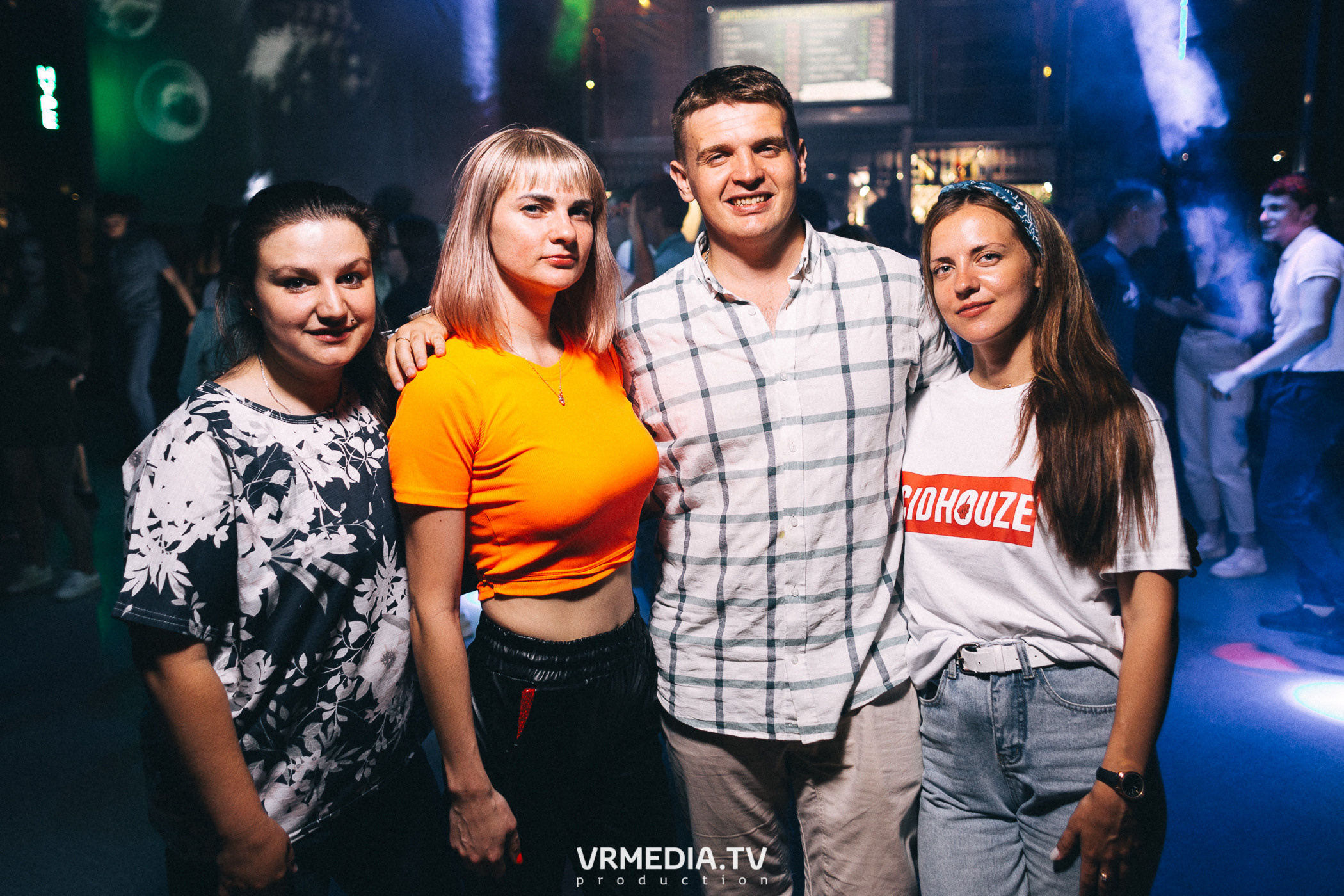 На чилле в баре «DOSKI»