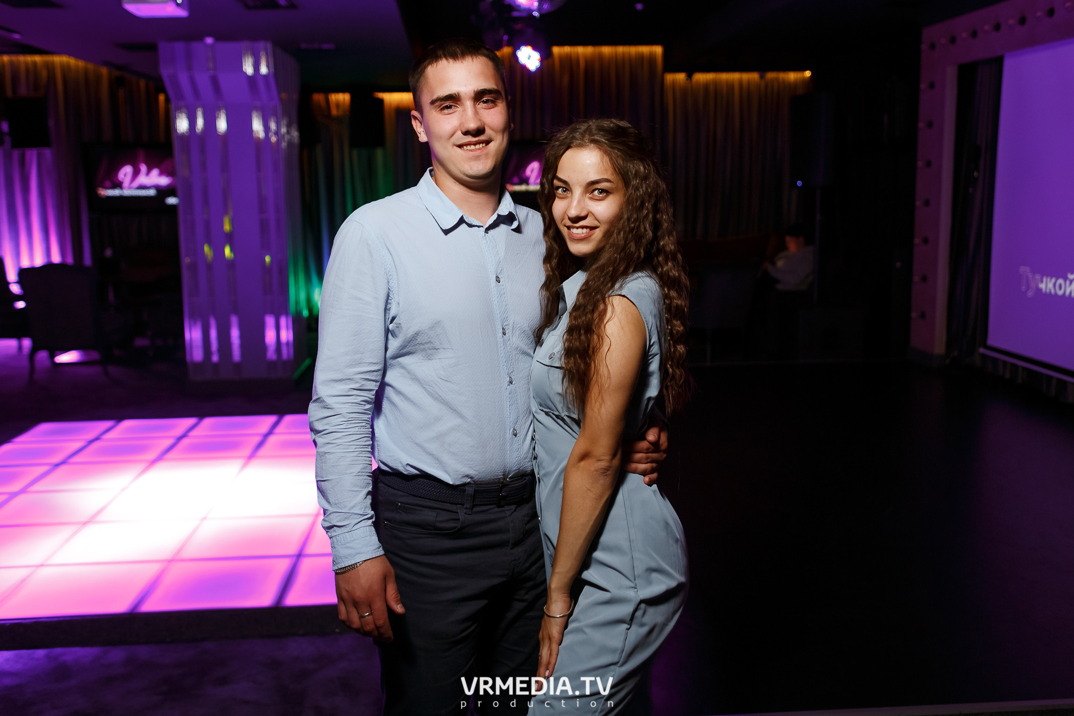 Летний караоке марафон в караоке-баре «Volna»