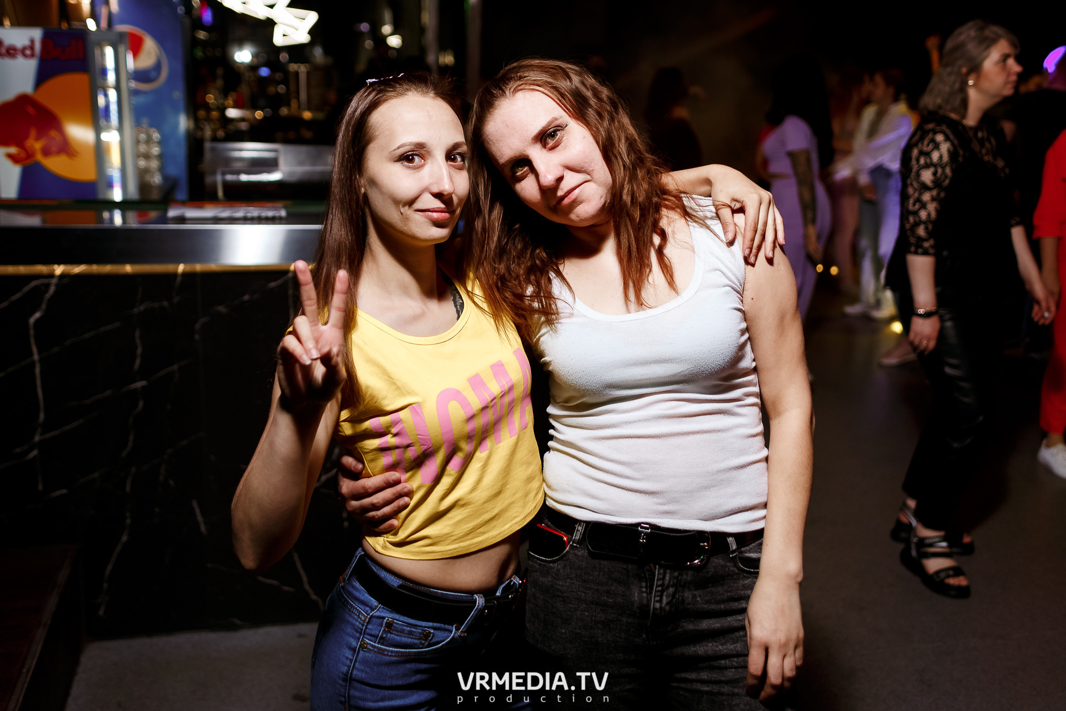 Выходные в баре «DOSKI»