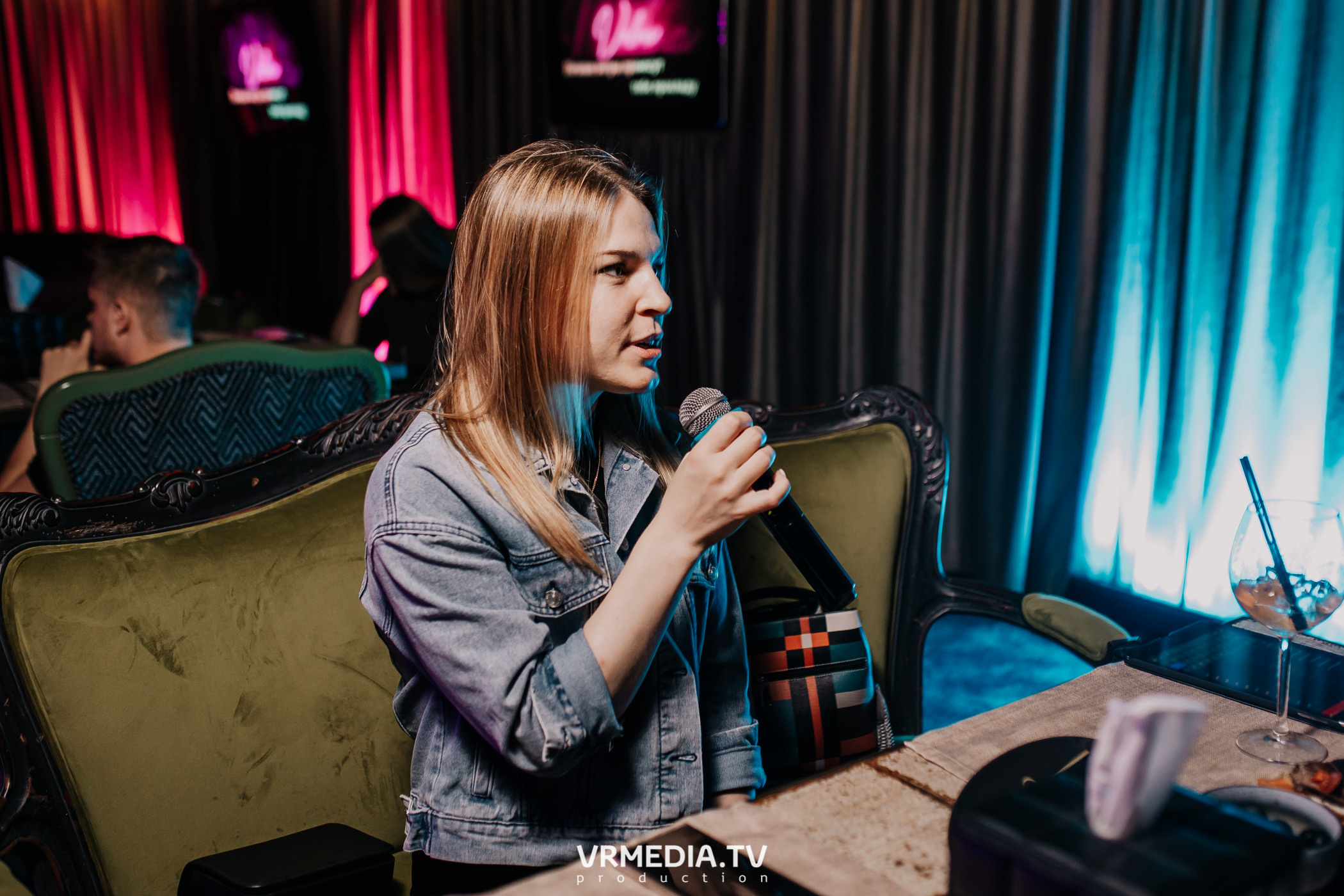 IQ party в караоке-баре «Volna»