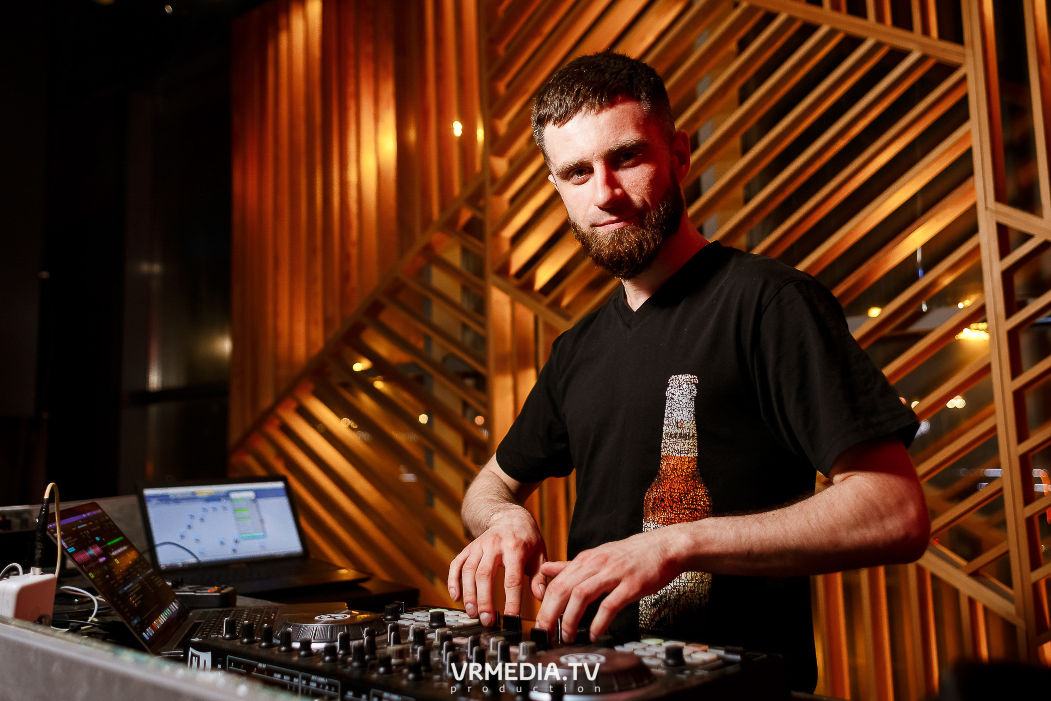 Выходные в баре «DOSKI»