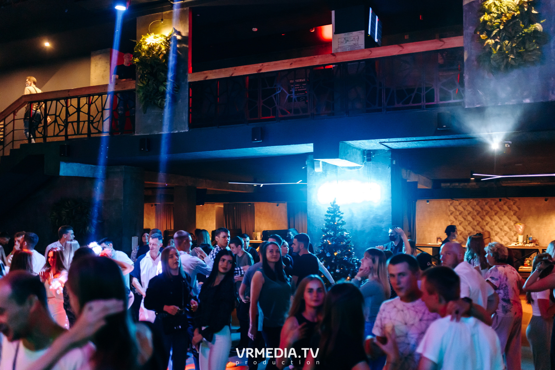 Новогодние корпоративы в баре «DOSKI»