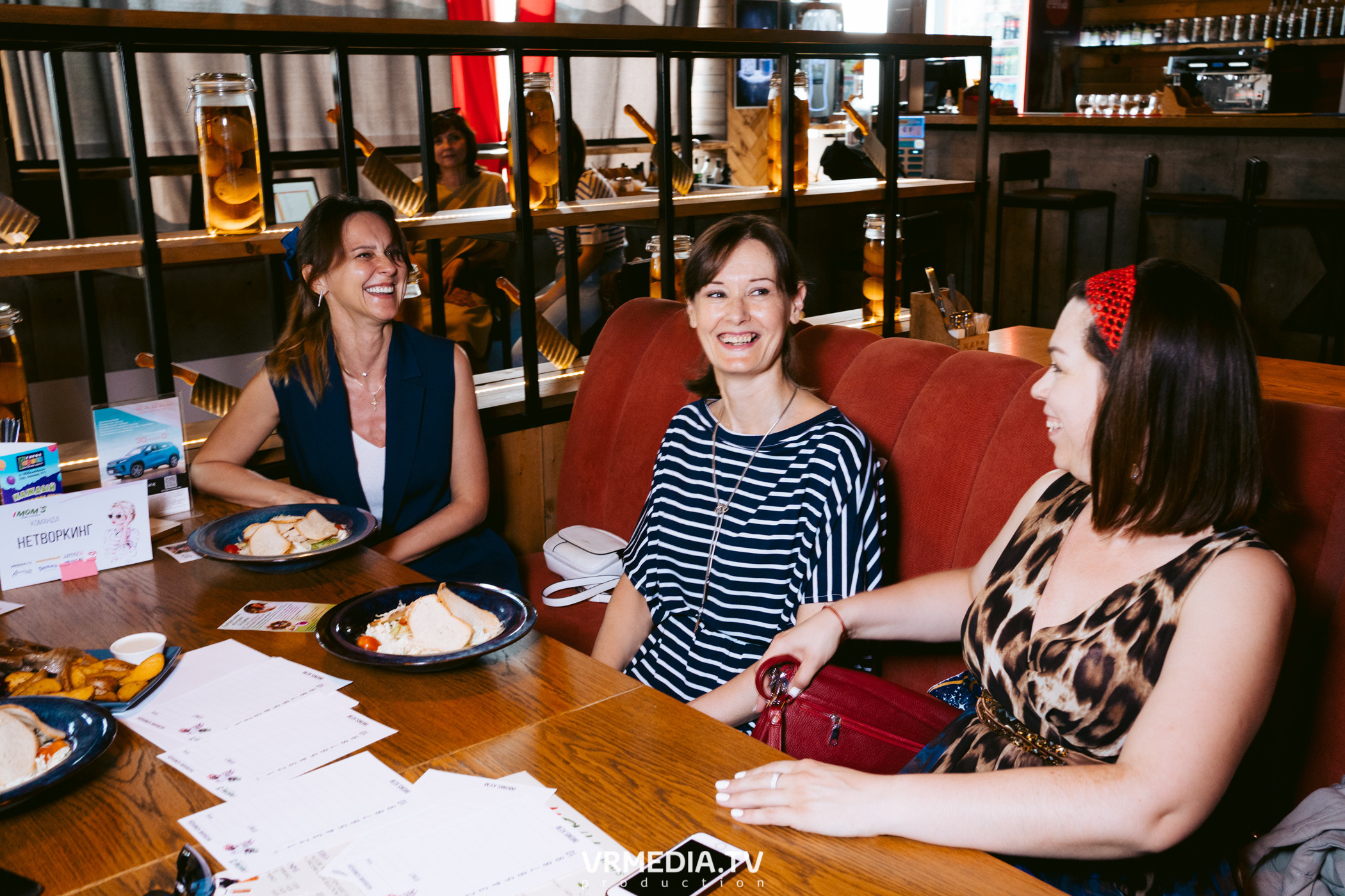 IMOM’S в гриль-баре «Жара»