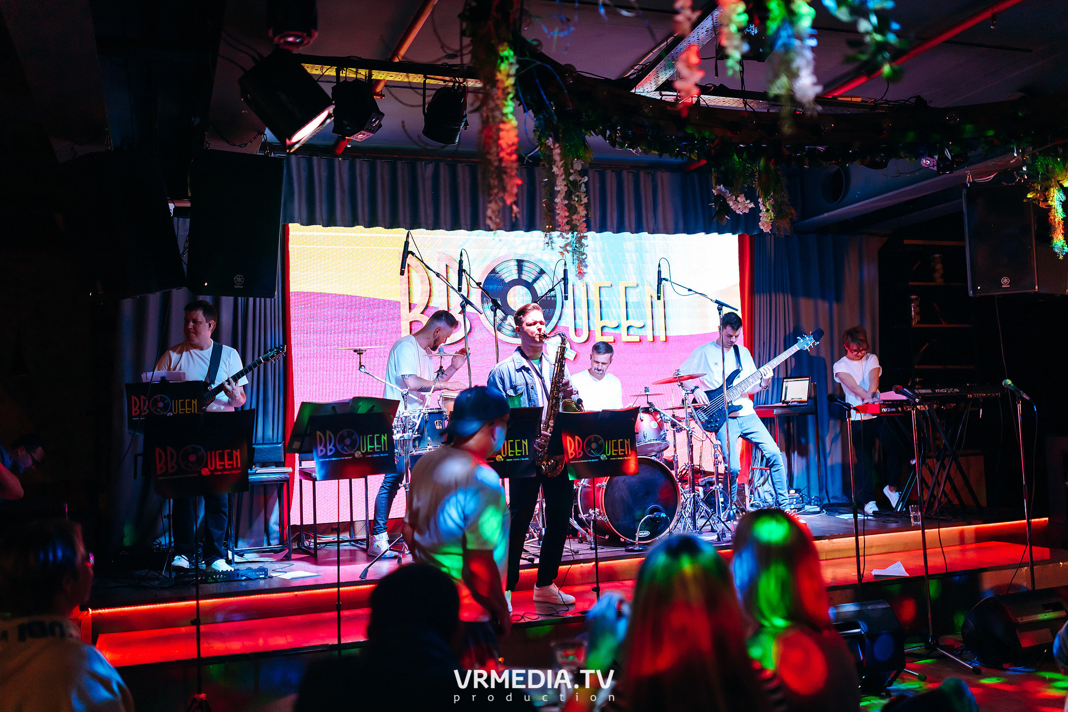 Джазовая среда. BBQUEEN