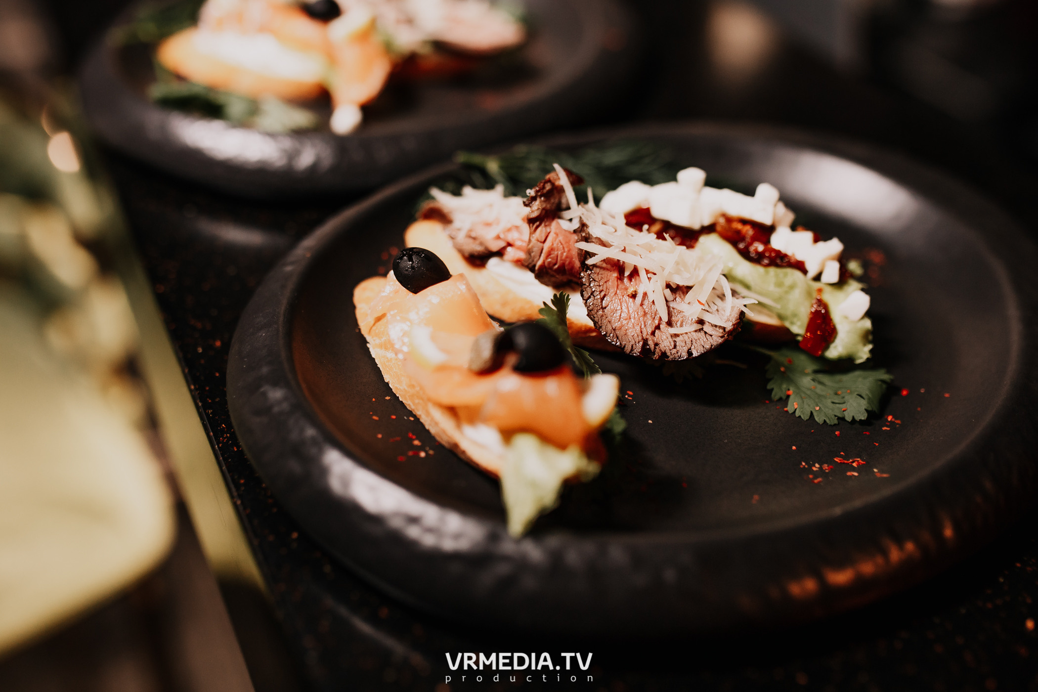 Пятничная вечеринка в караоке-баре «Volna»