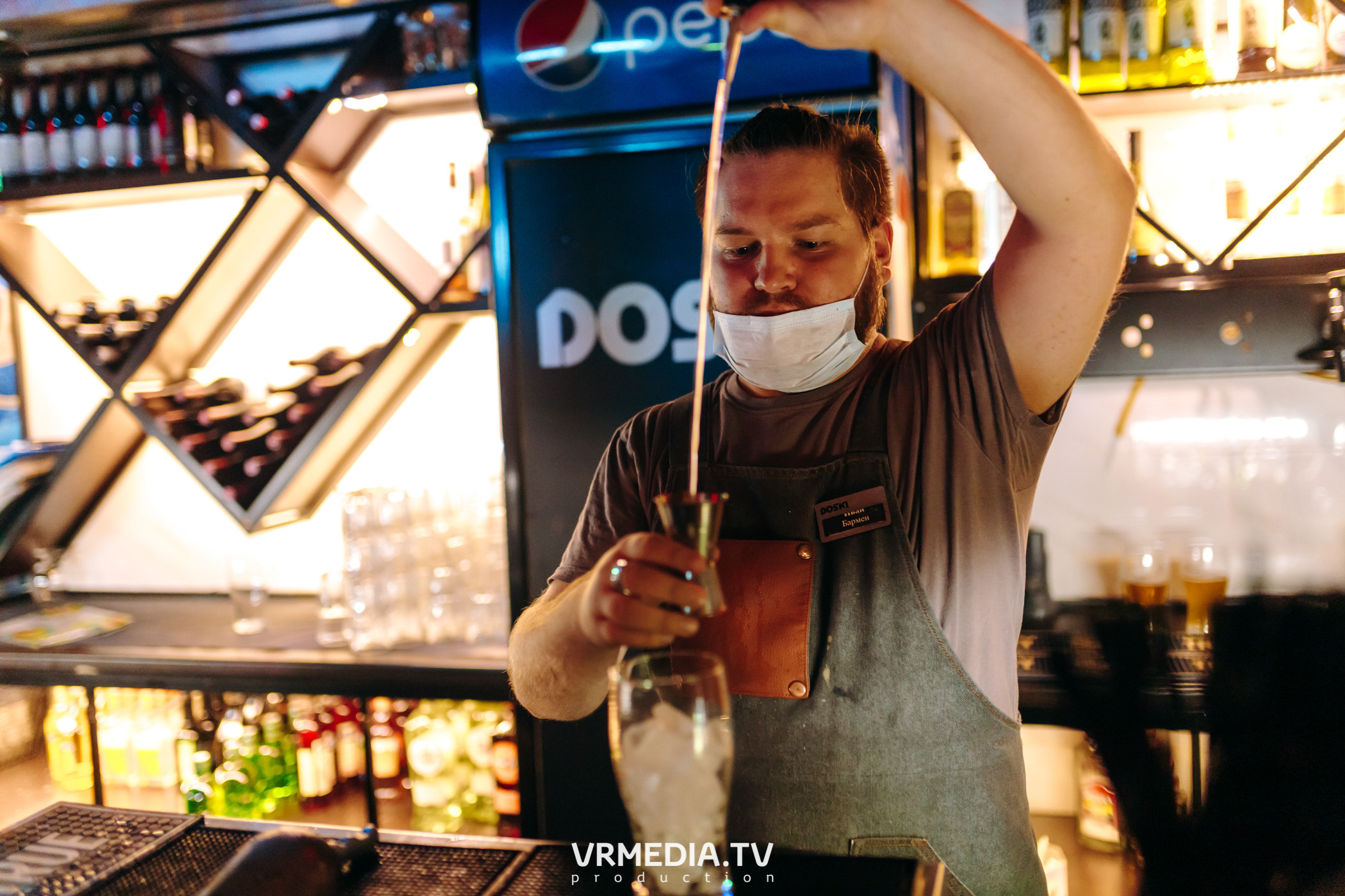 Выходные в баре «DOSKI»