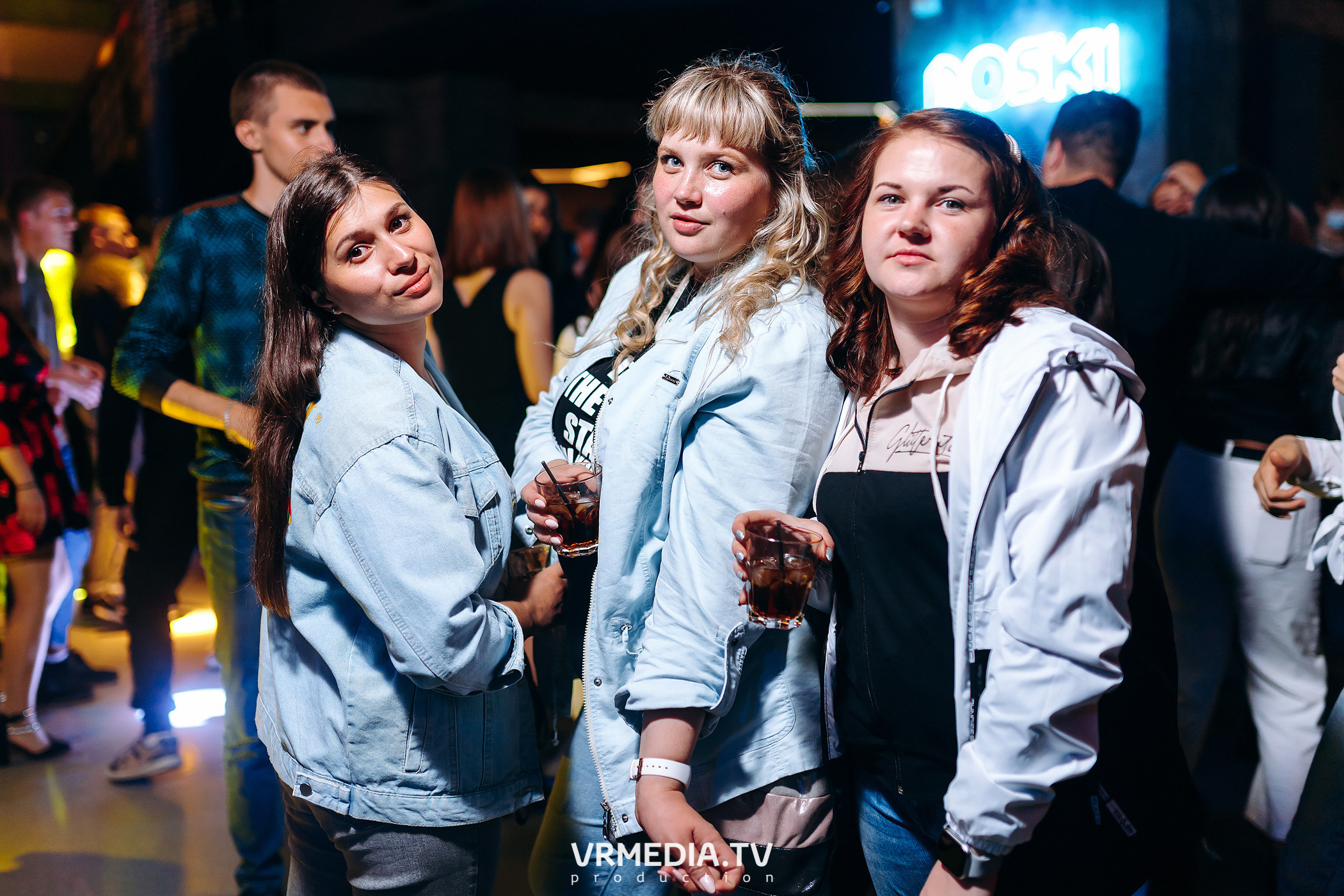 Выходные в баре «DOSKI»