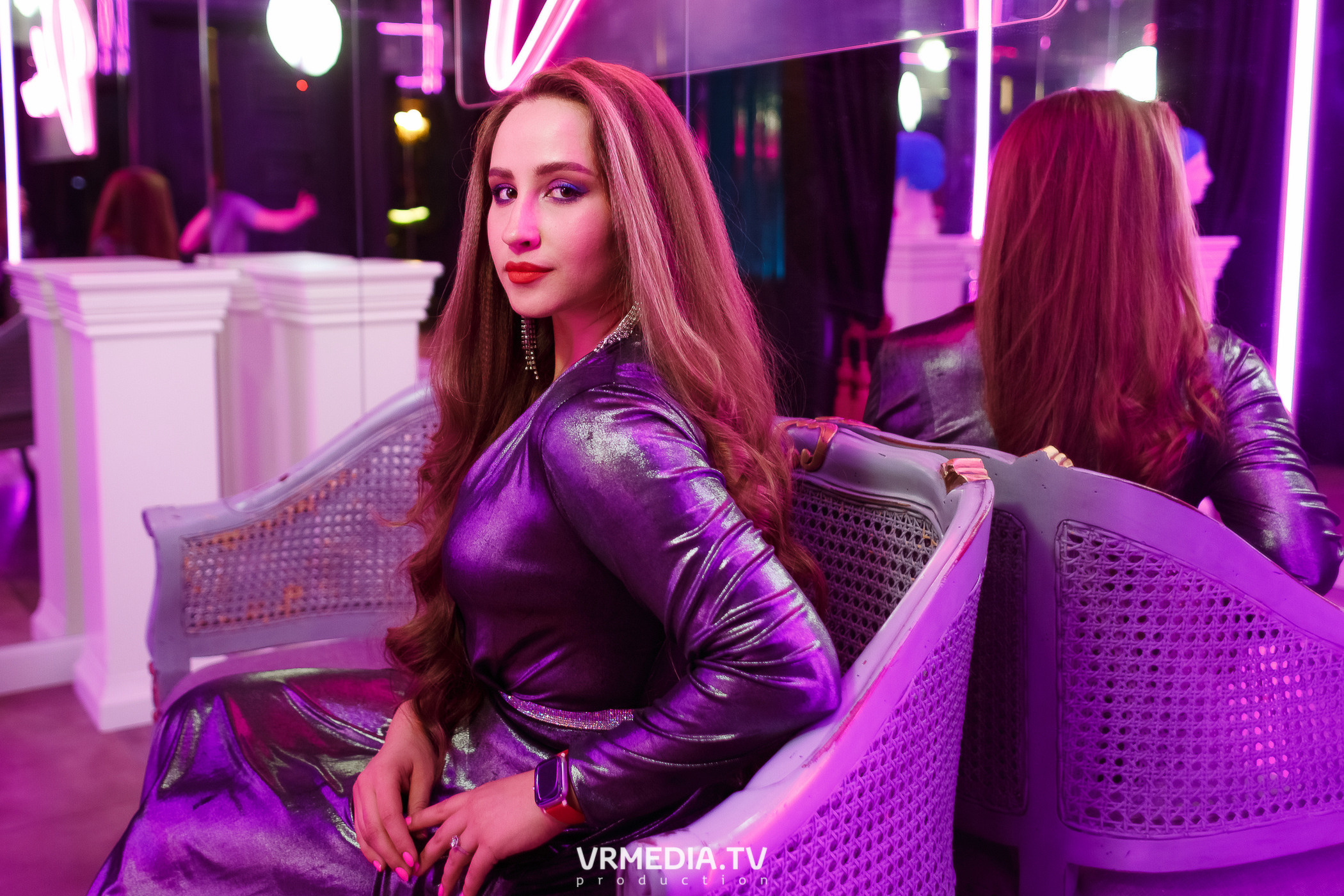 Колесо фортуны в караоке-баре «Volna»