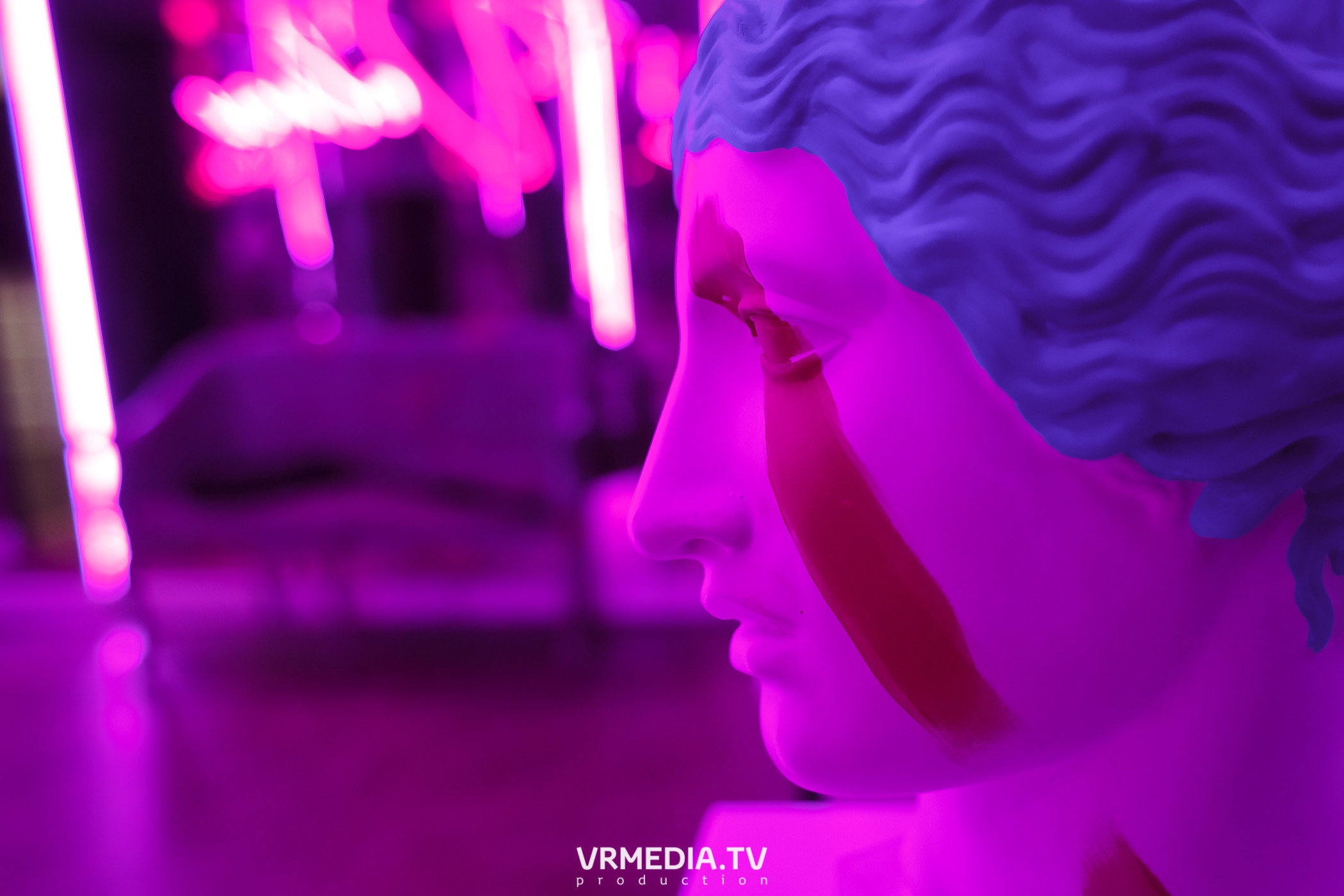 Золотая пятница в караоке-баре «Volna»