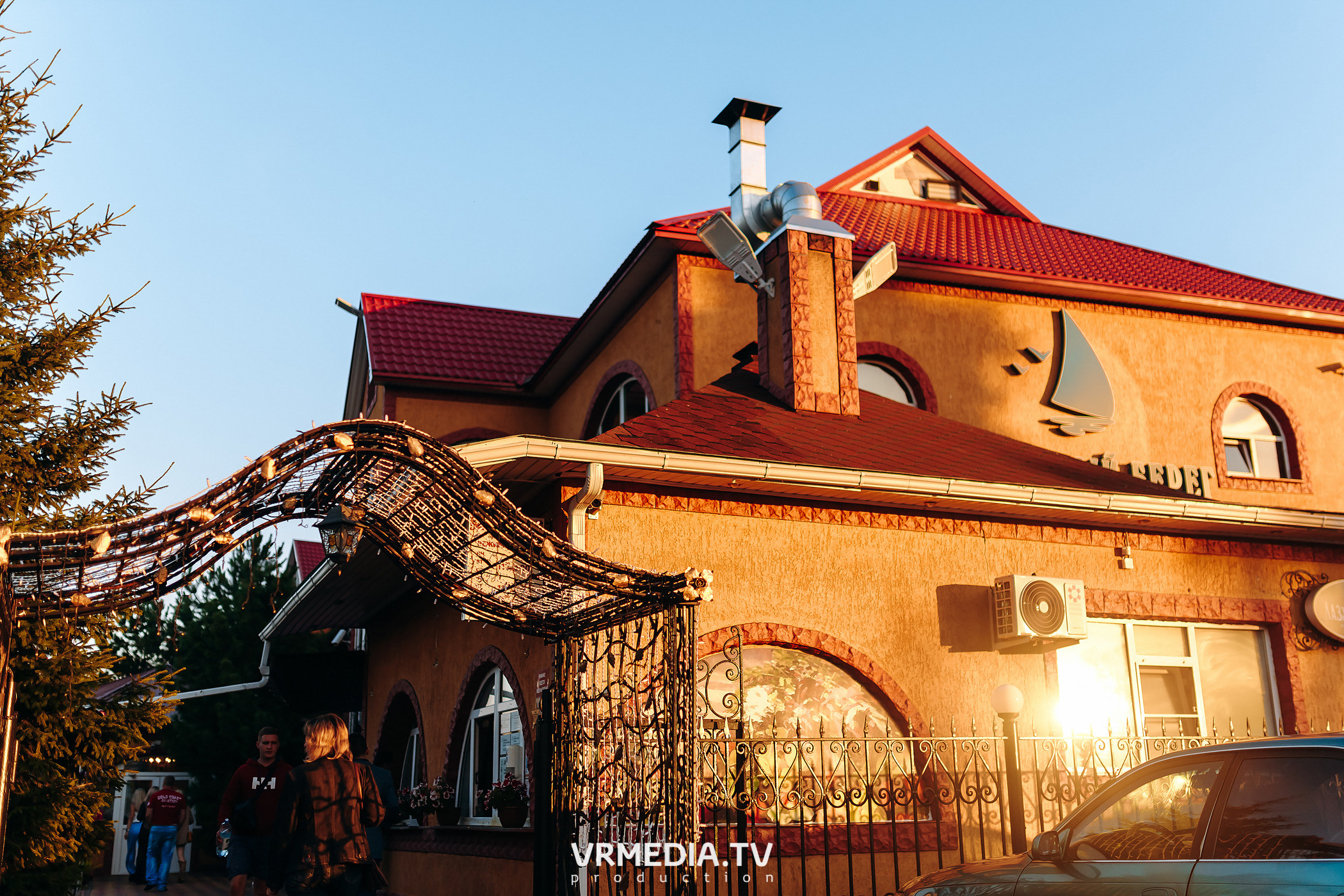 Выходные в ресторане «Лазурный берег»