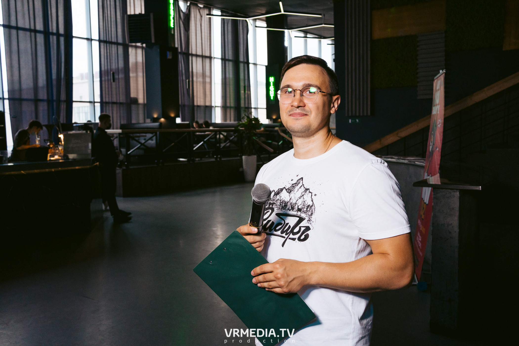 WOW QUIZ в баре «DOSKI»