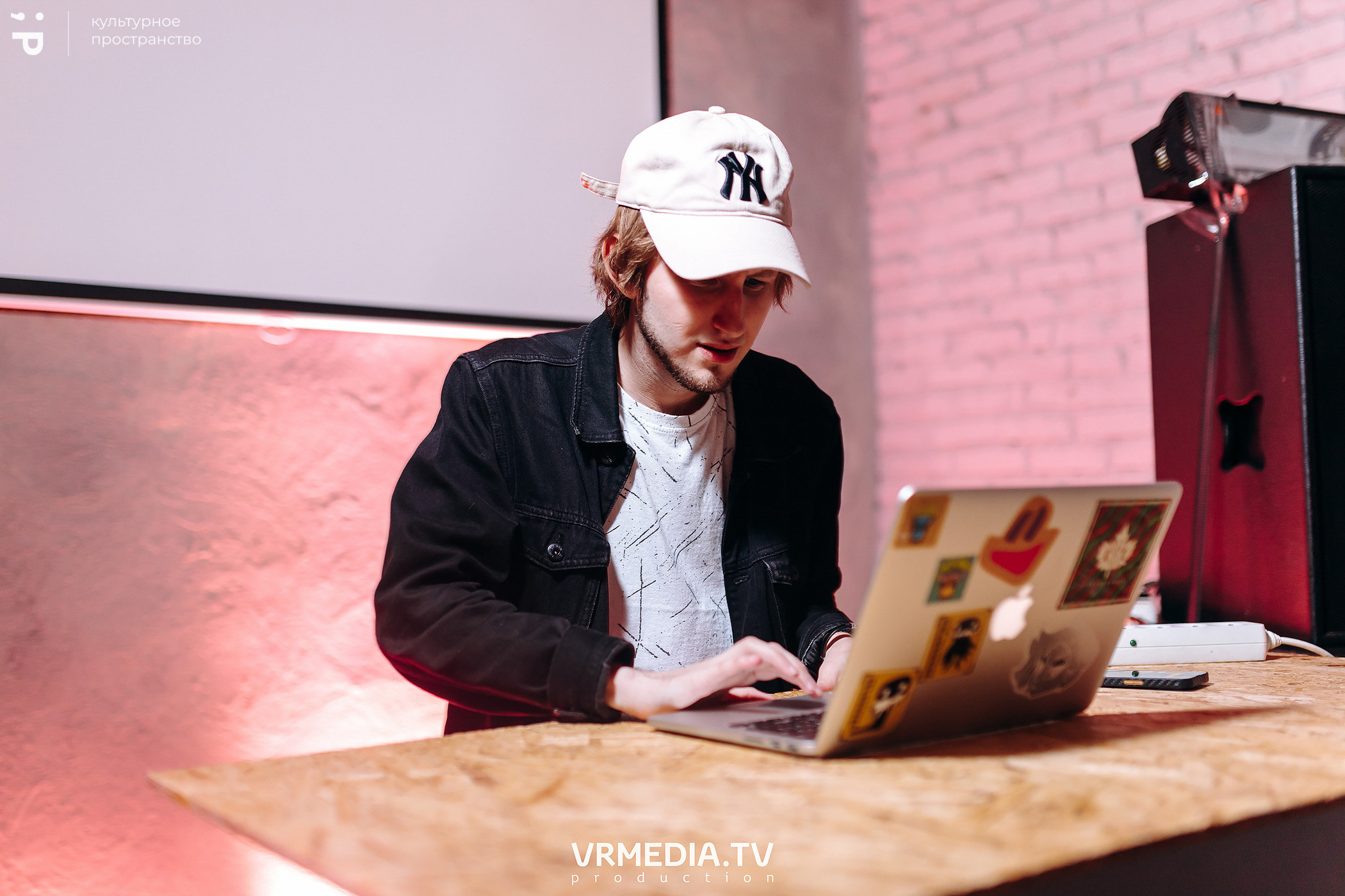 #Редакция_Лето: На минималках в культурном пространстве «Редакция»