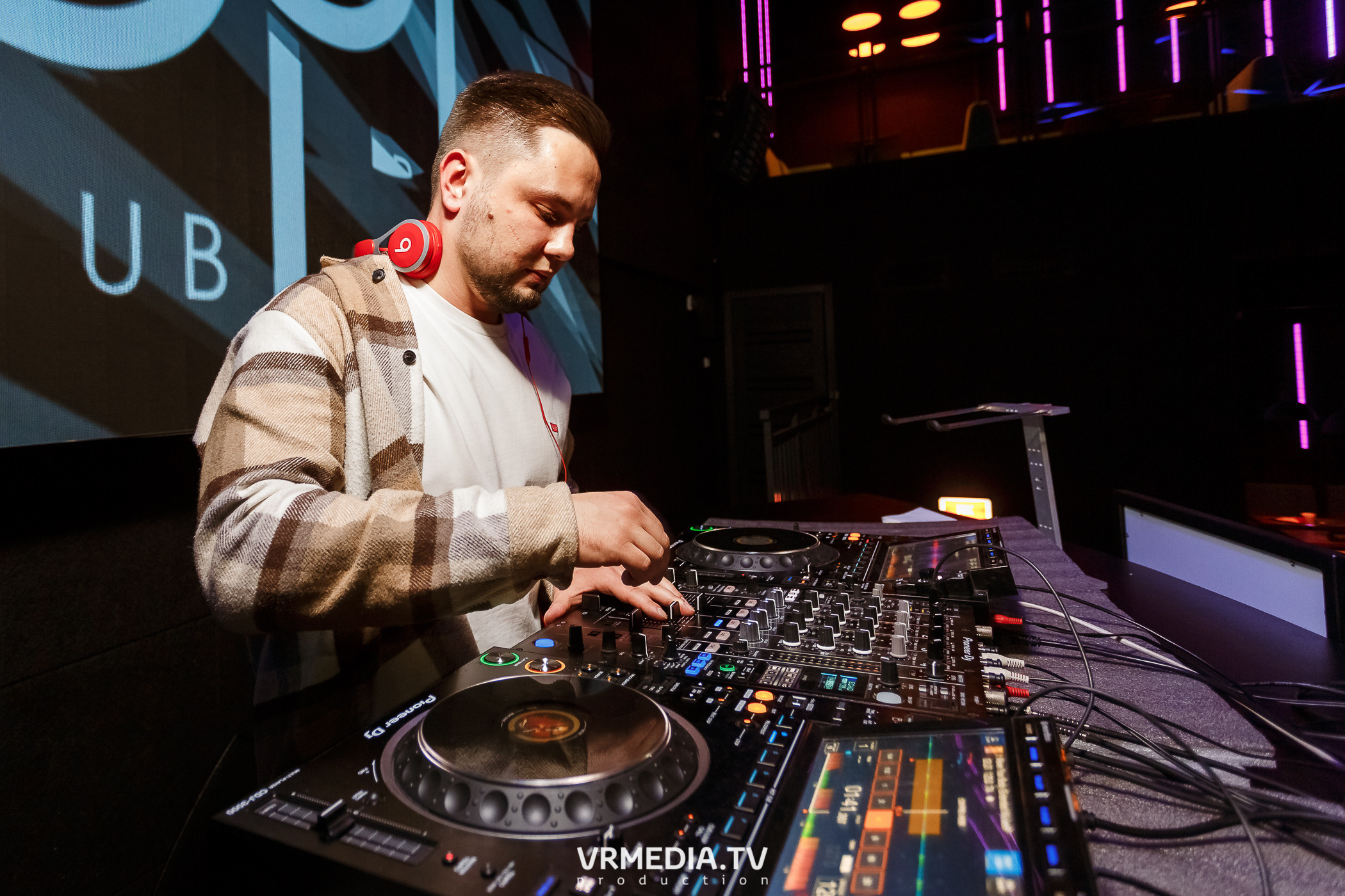 Выходные в ночном клубе «ЭФИР»