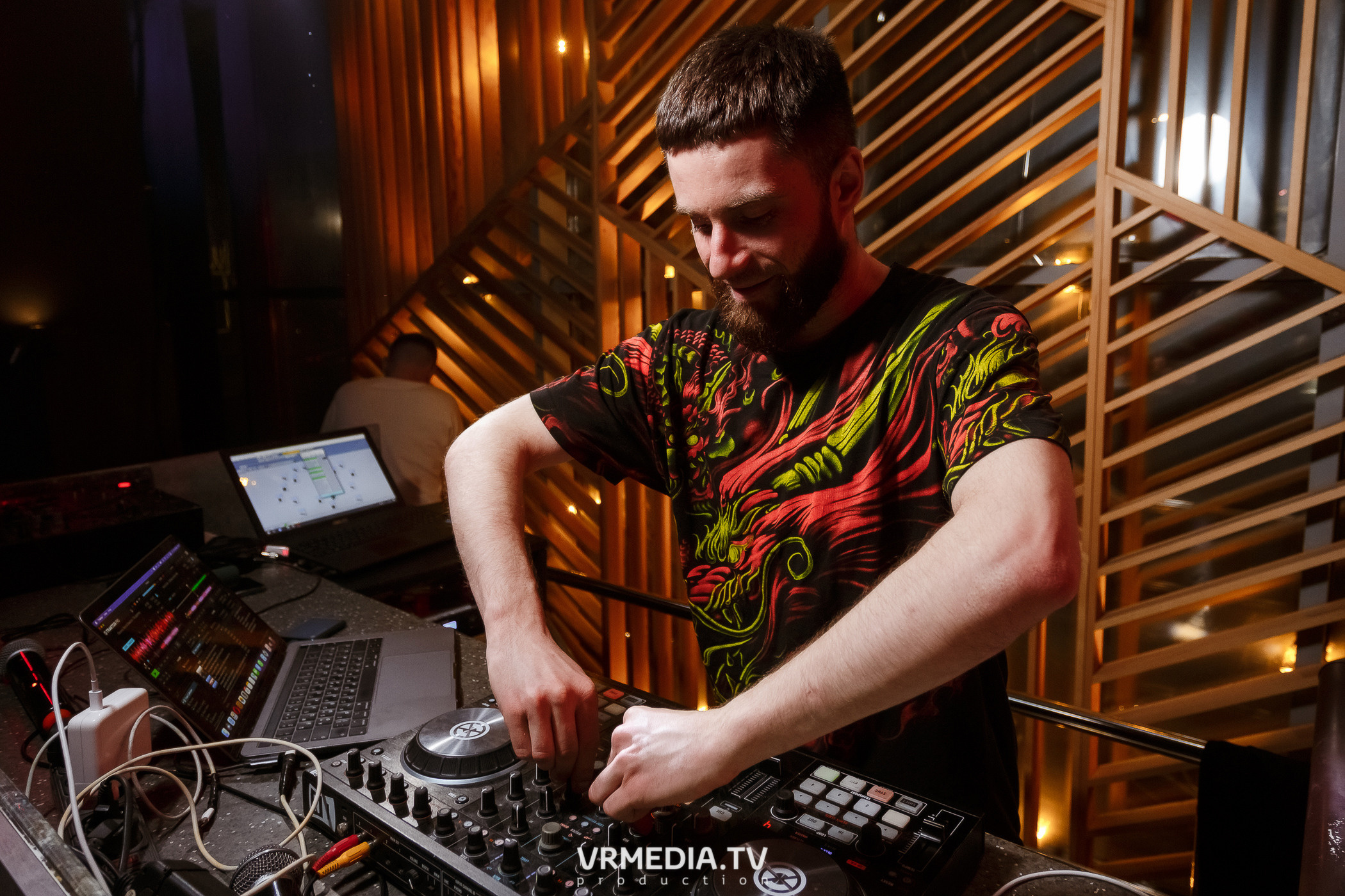 Выходные в баре «DOSKI»