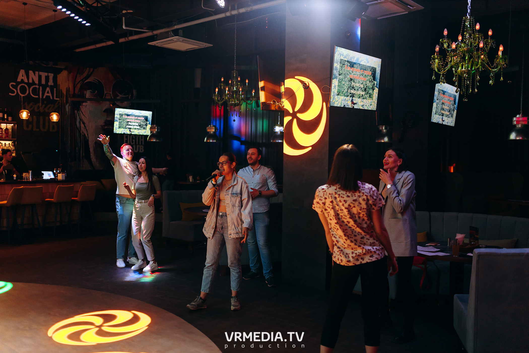 Выходные в ночном клубе «ЭФИР»