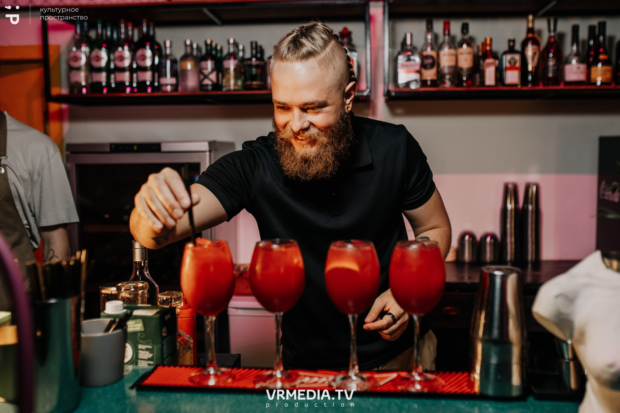 Открытие «C’mon bar» в культурном пространстве «Редакция»