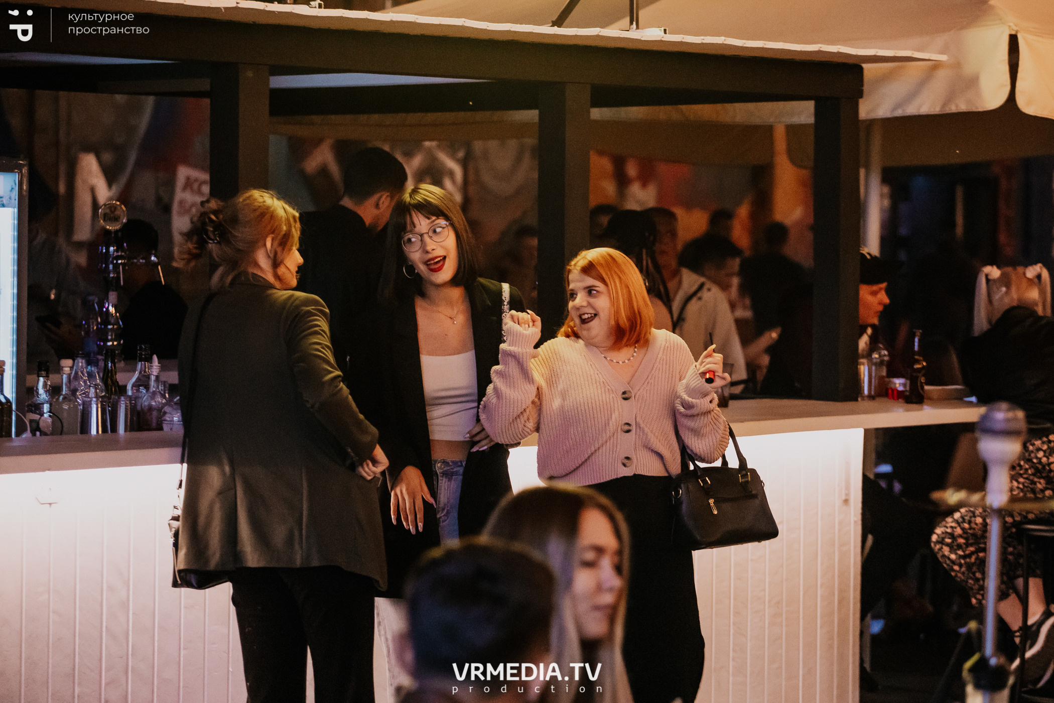 11 Friends of Chao в культурном пространстве «Редакция»