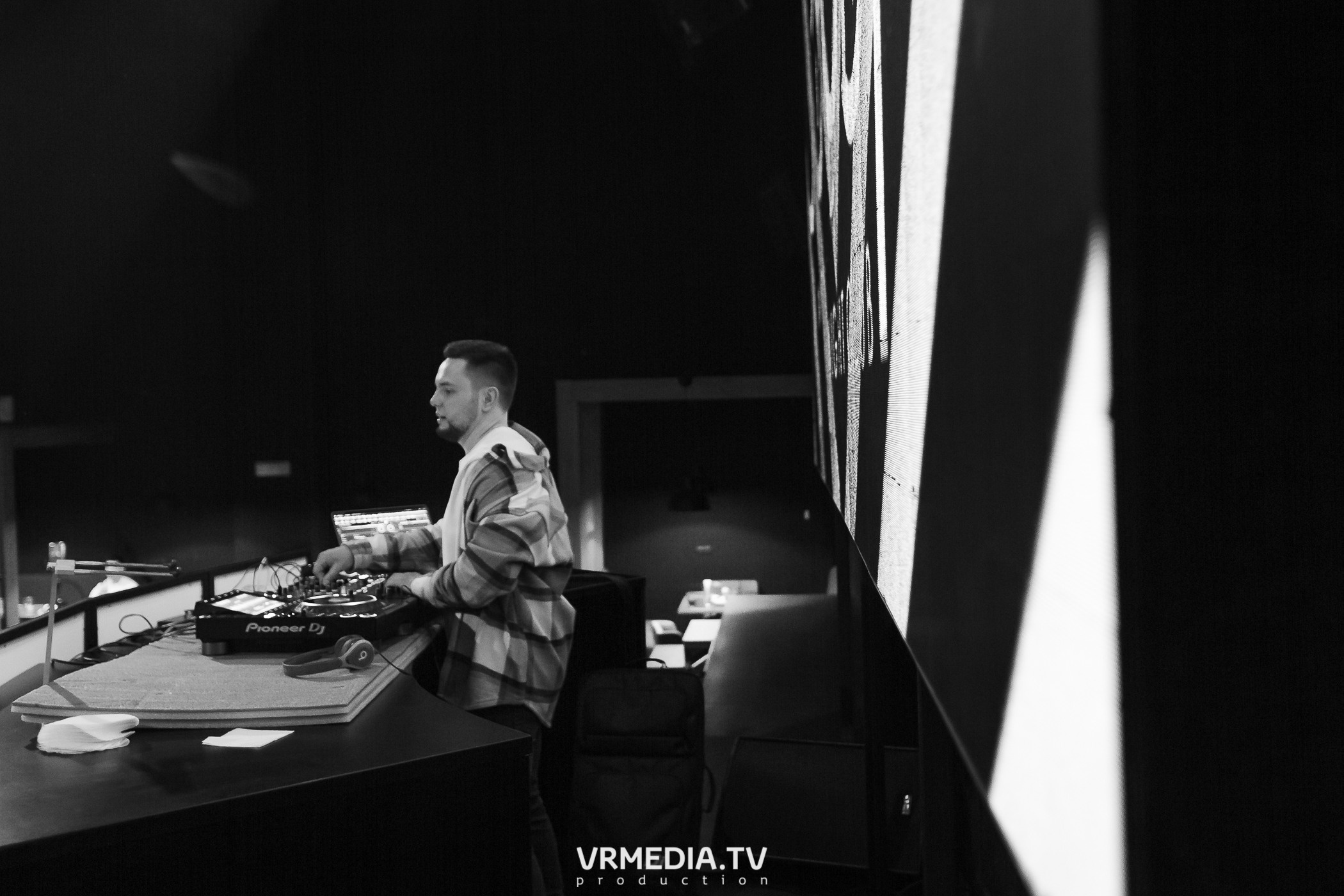 Выходные в ночном клубе «ЭФИР»