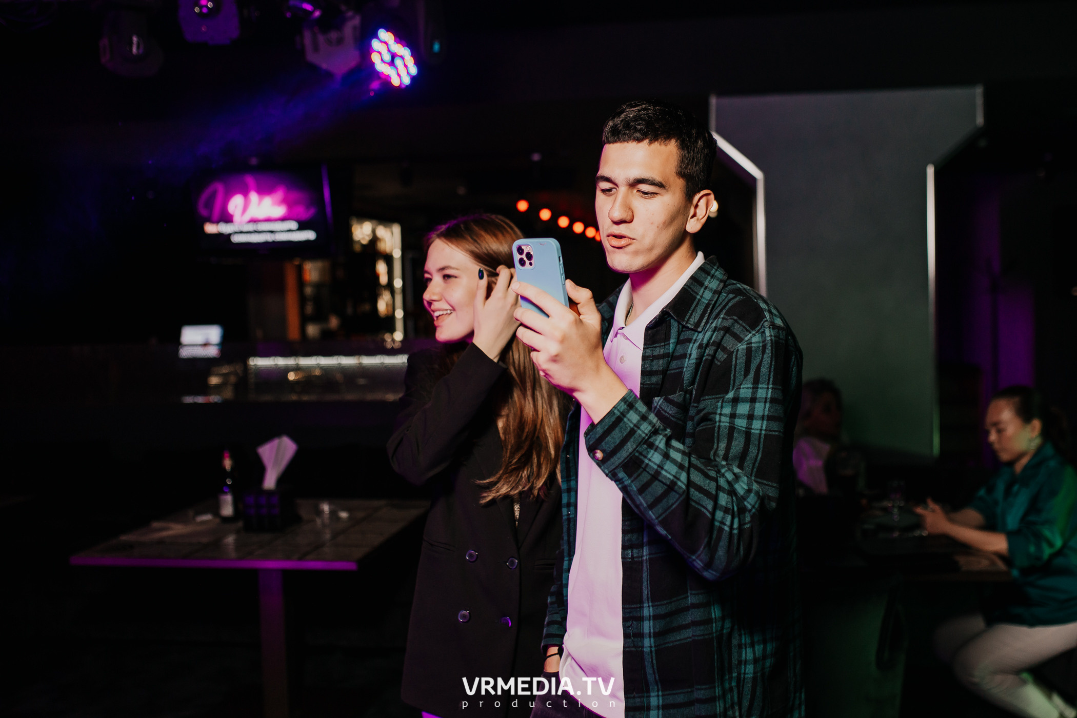 IQ party в караоке-баре «Volna»