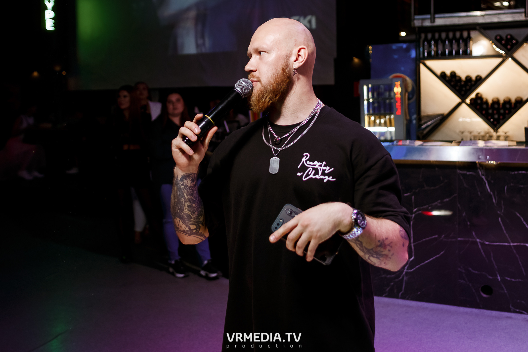 Выходные в баре «DOSKI»