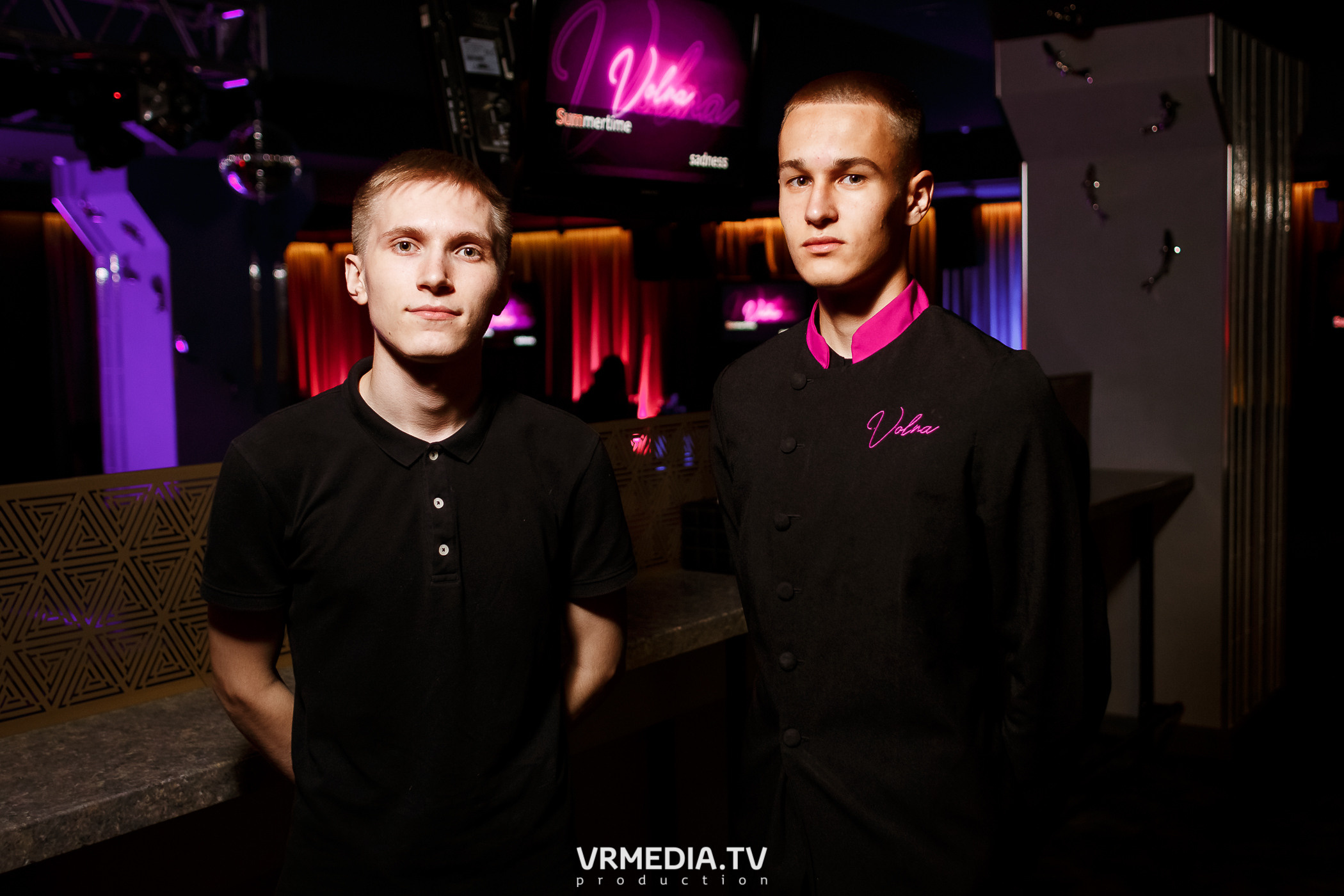 Золотая пятница в караоке-баре «Volna»