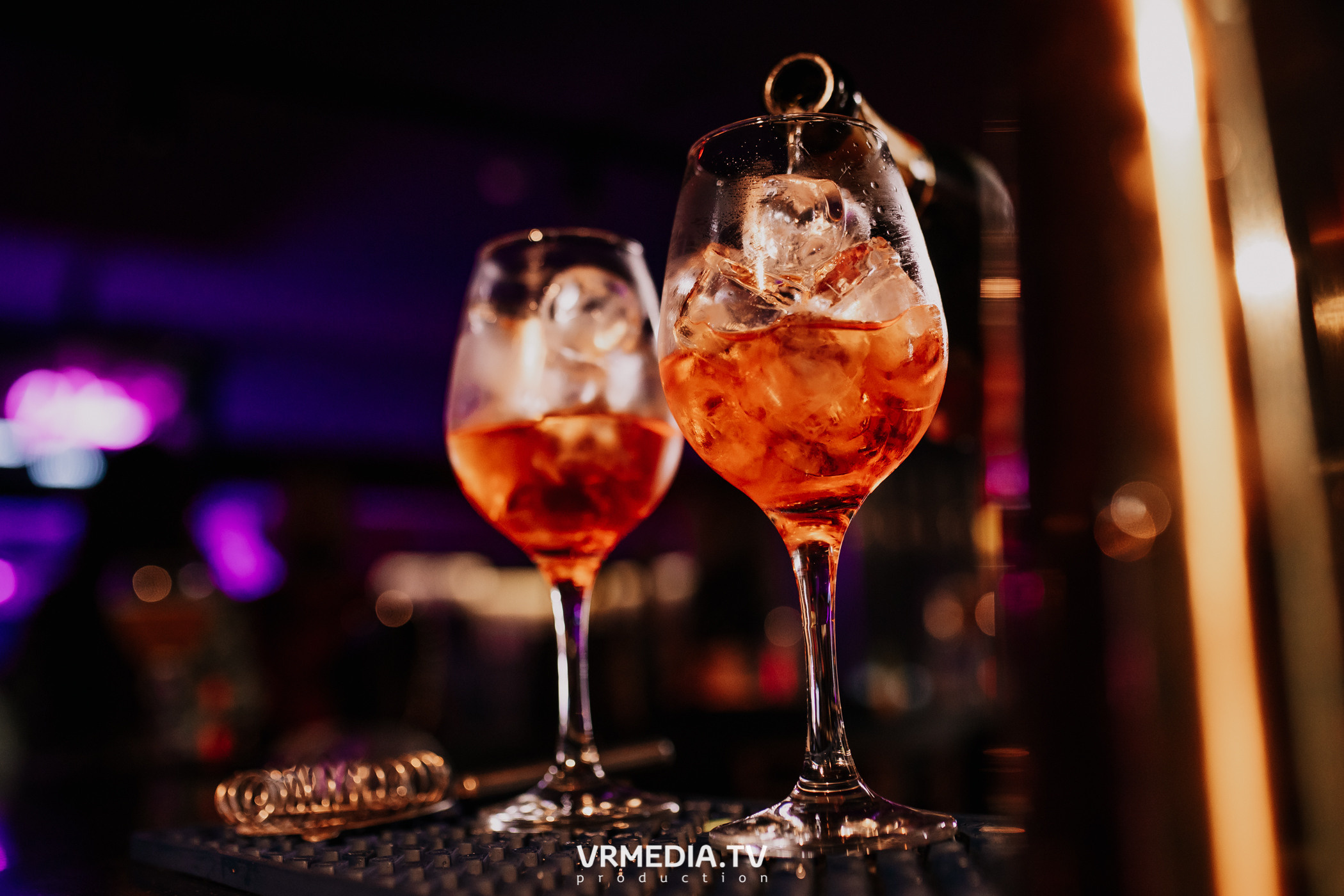 Русский рок в караоке-баре «Volna»