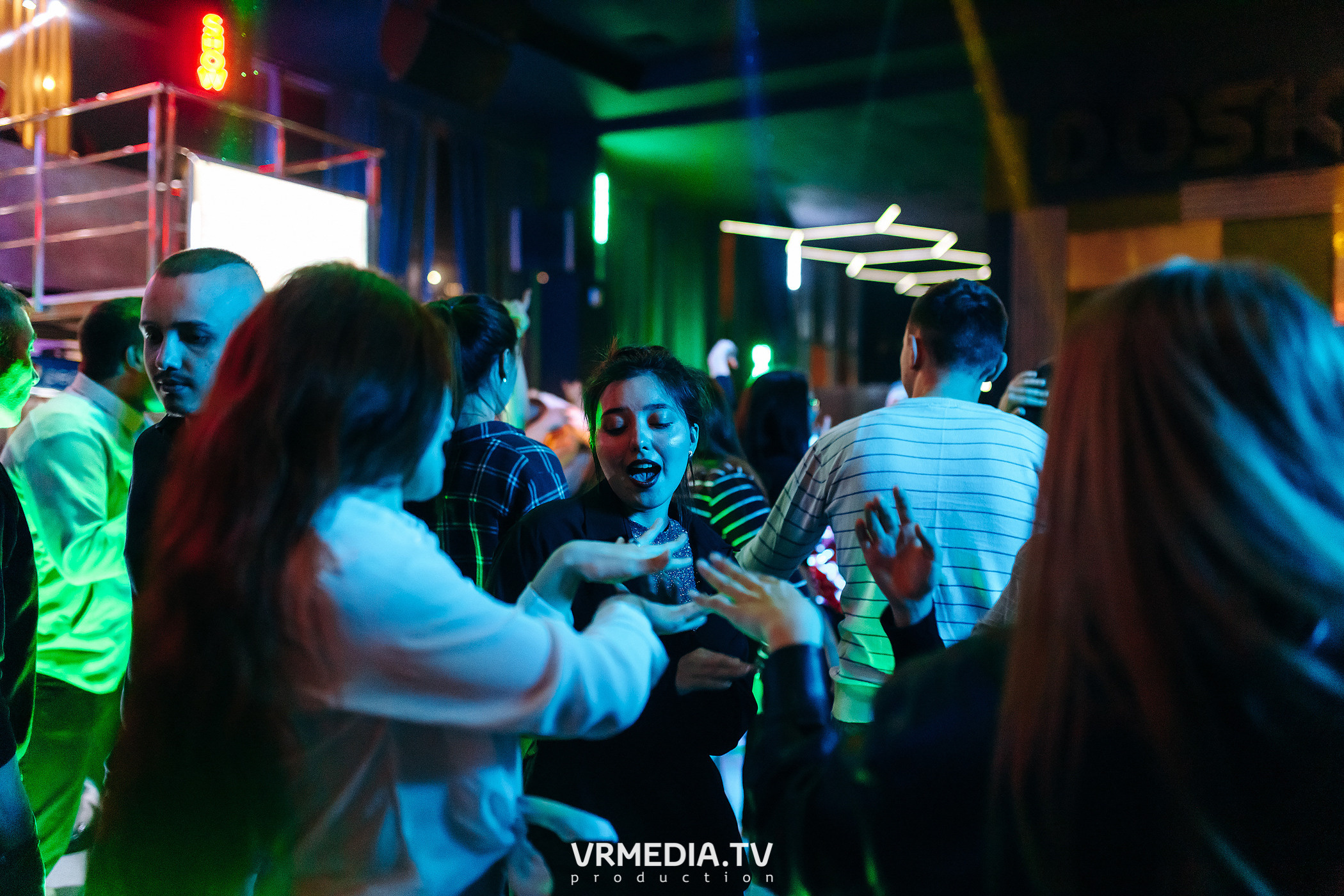 Выходные в баре «DOSKI»