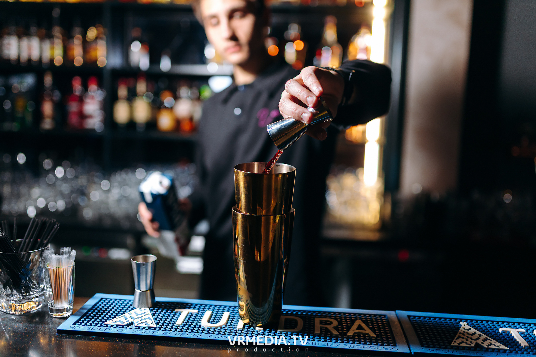 Колесо фортуны в караоке-баре «Volna»