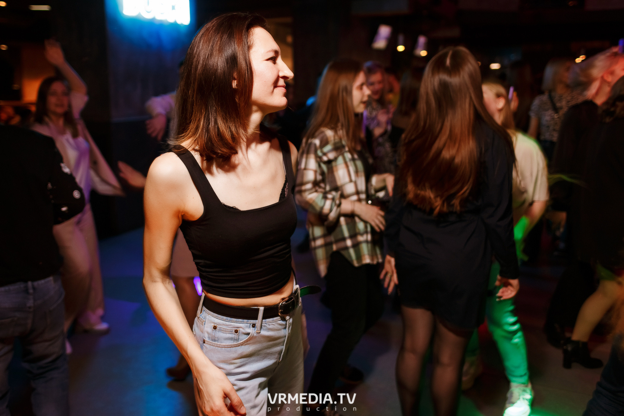 Выходные в баре «DOSKI»