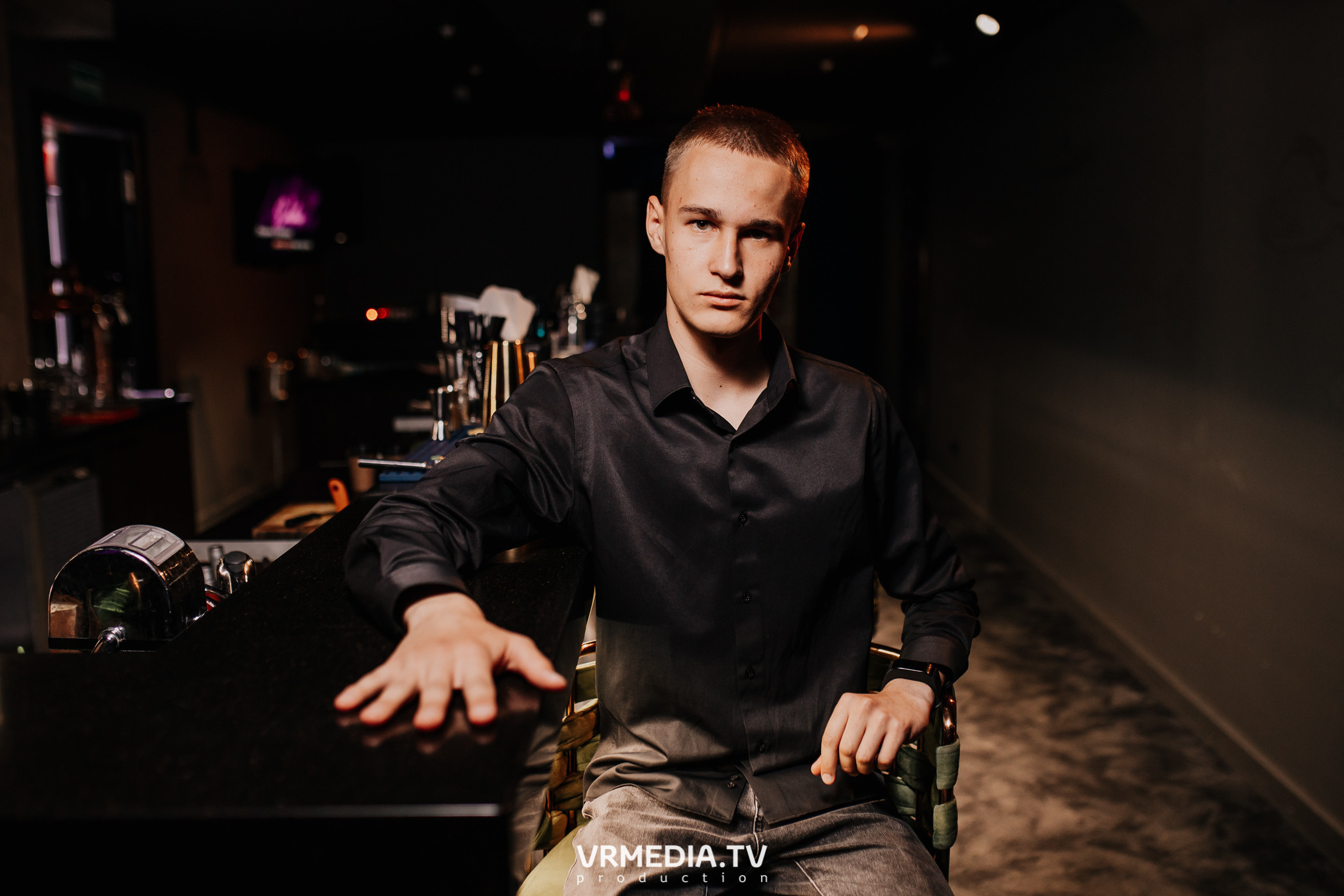 Пятничная вечеринка в караоке-баре «Volna»