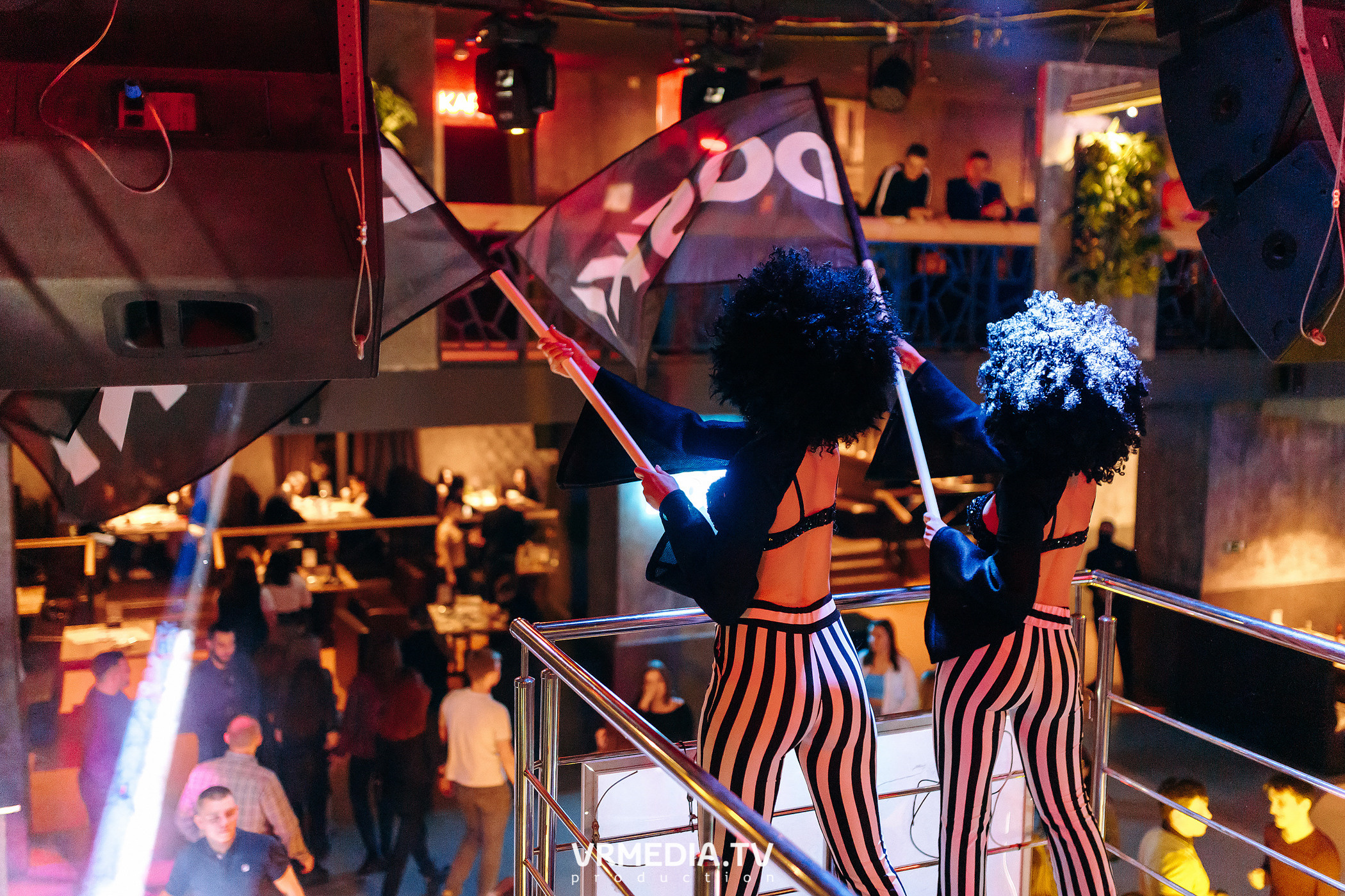 Выходные в баре «DOSKI»