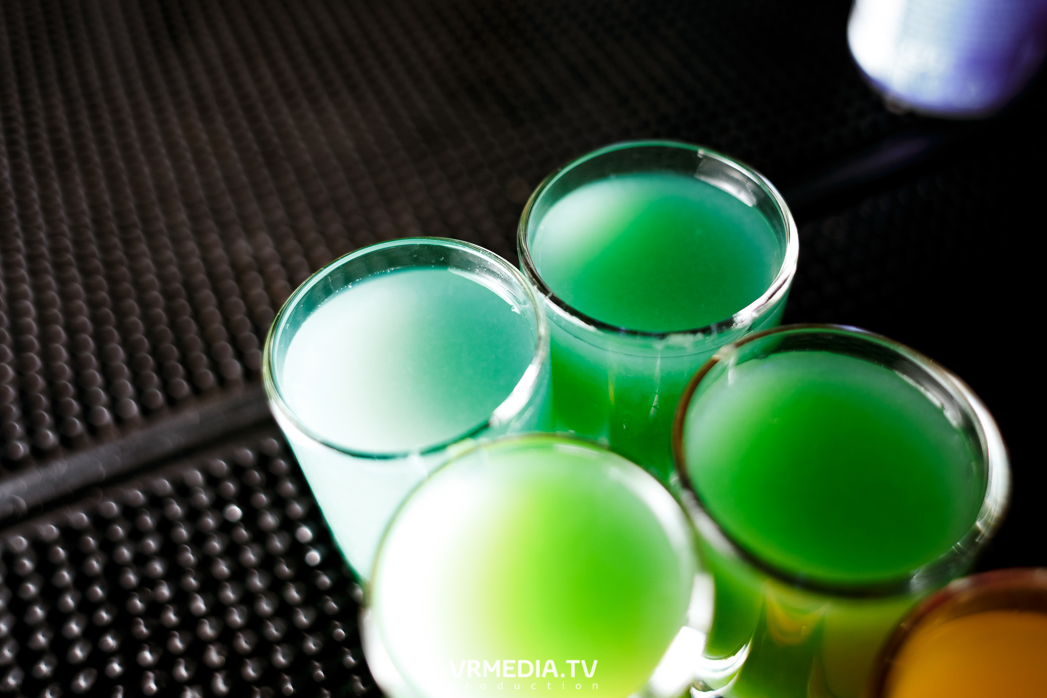 Выходные в баре «DOSKI»