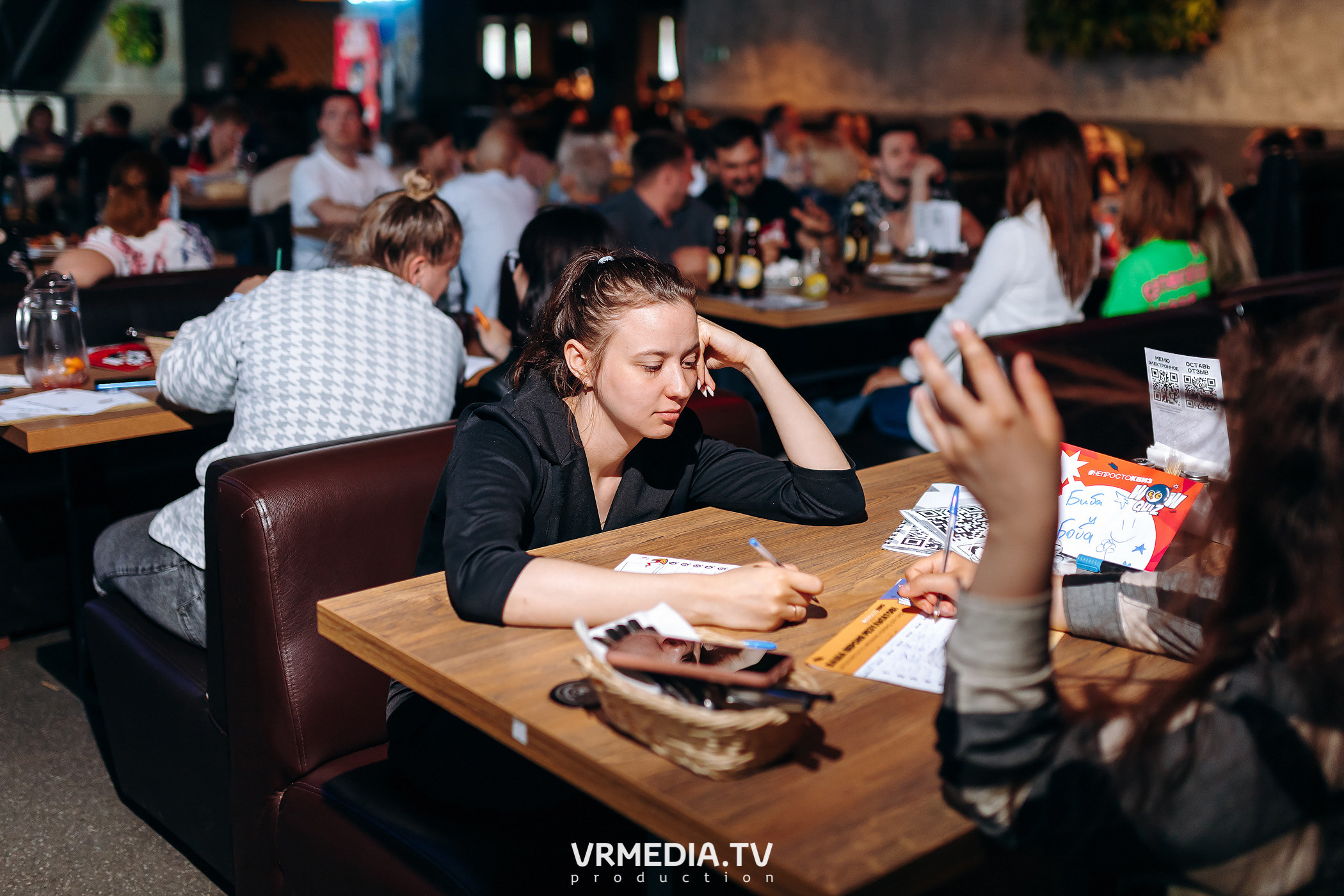 WOW QUIZ в баре «DOSKI»