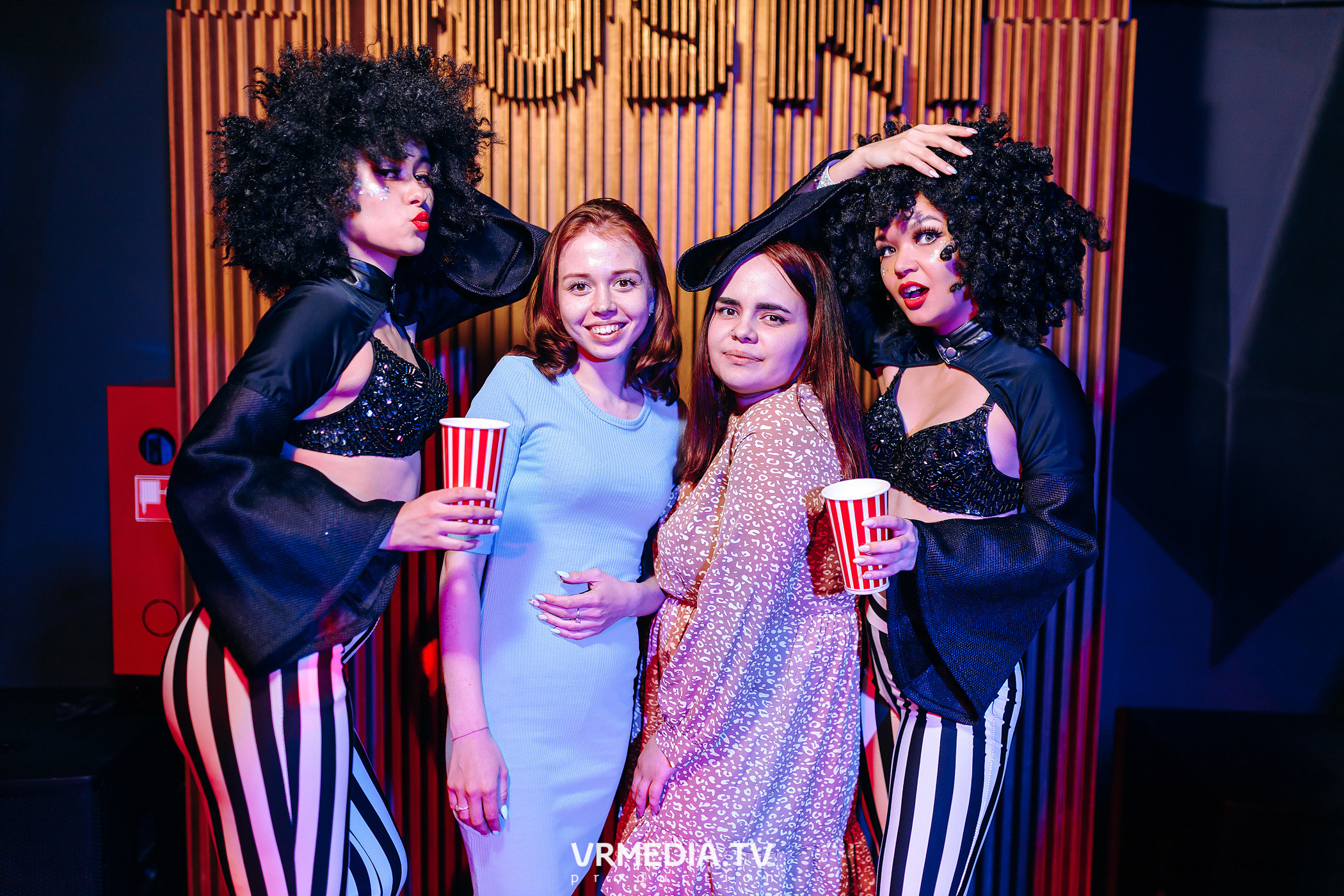 Выходные в баре «DOSKI»