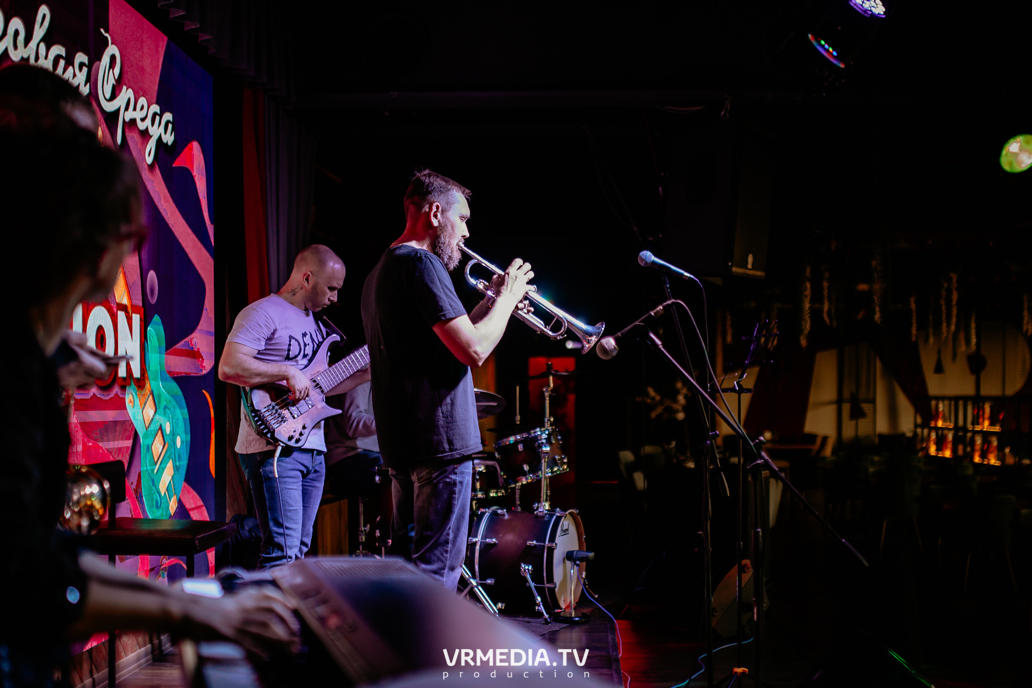 Джазовая среда. Jam session