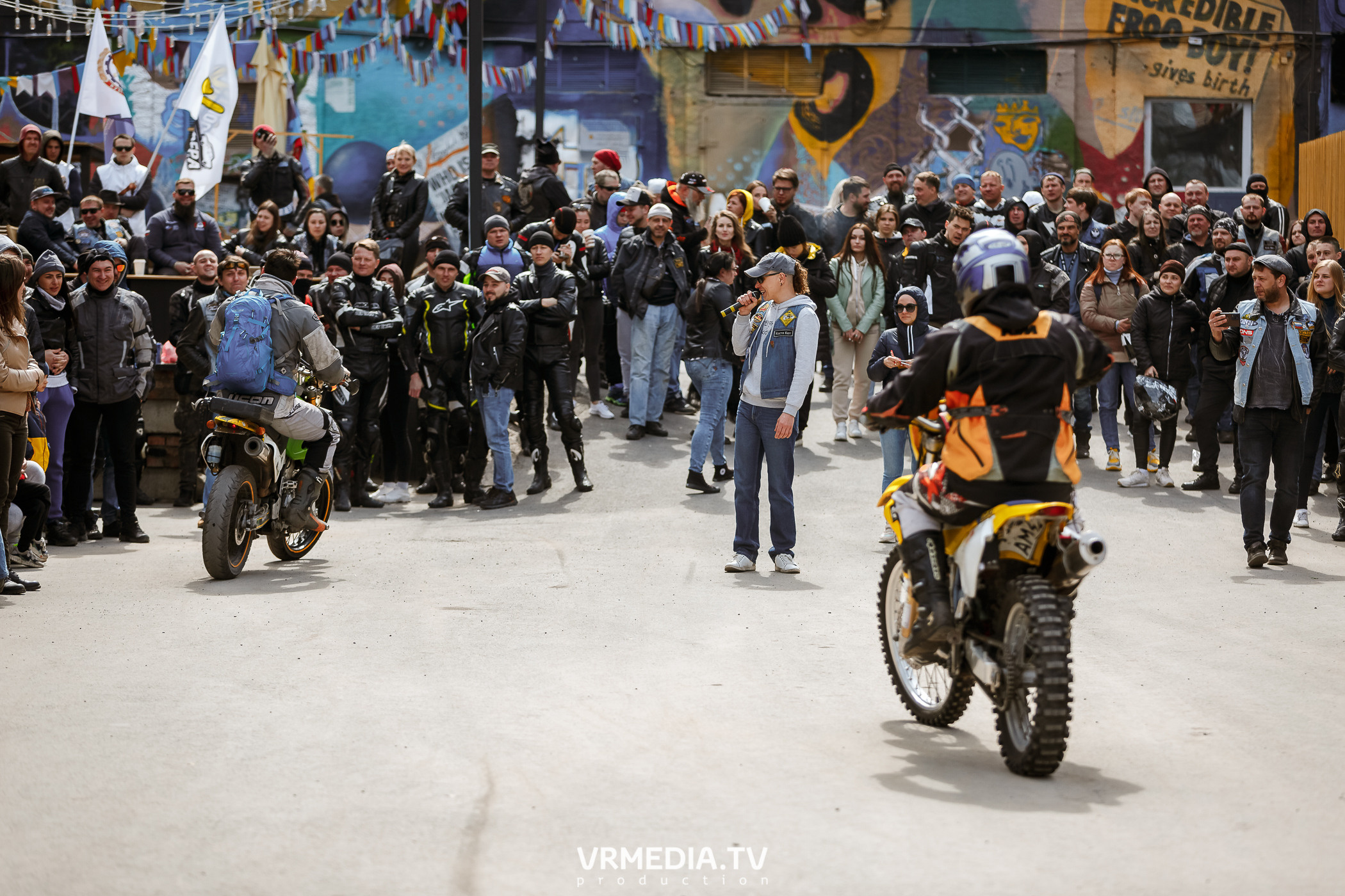 Открытие кемеровского мотосезона в культурном пространстве «Редакция»