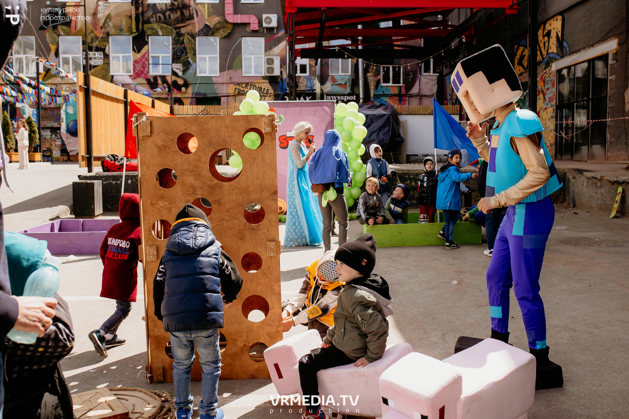 ВСТРЕЧАЙ ЛЕТО С DETISKAZKA42 в культурном пространстве «Редакция»