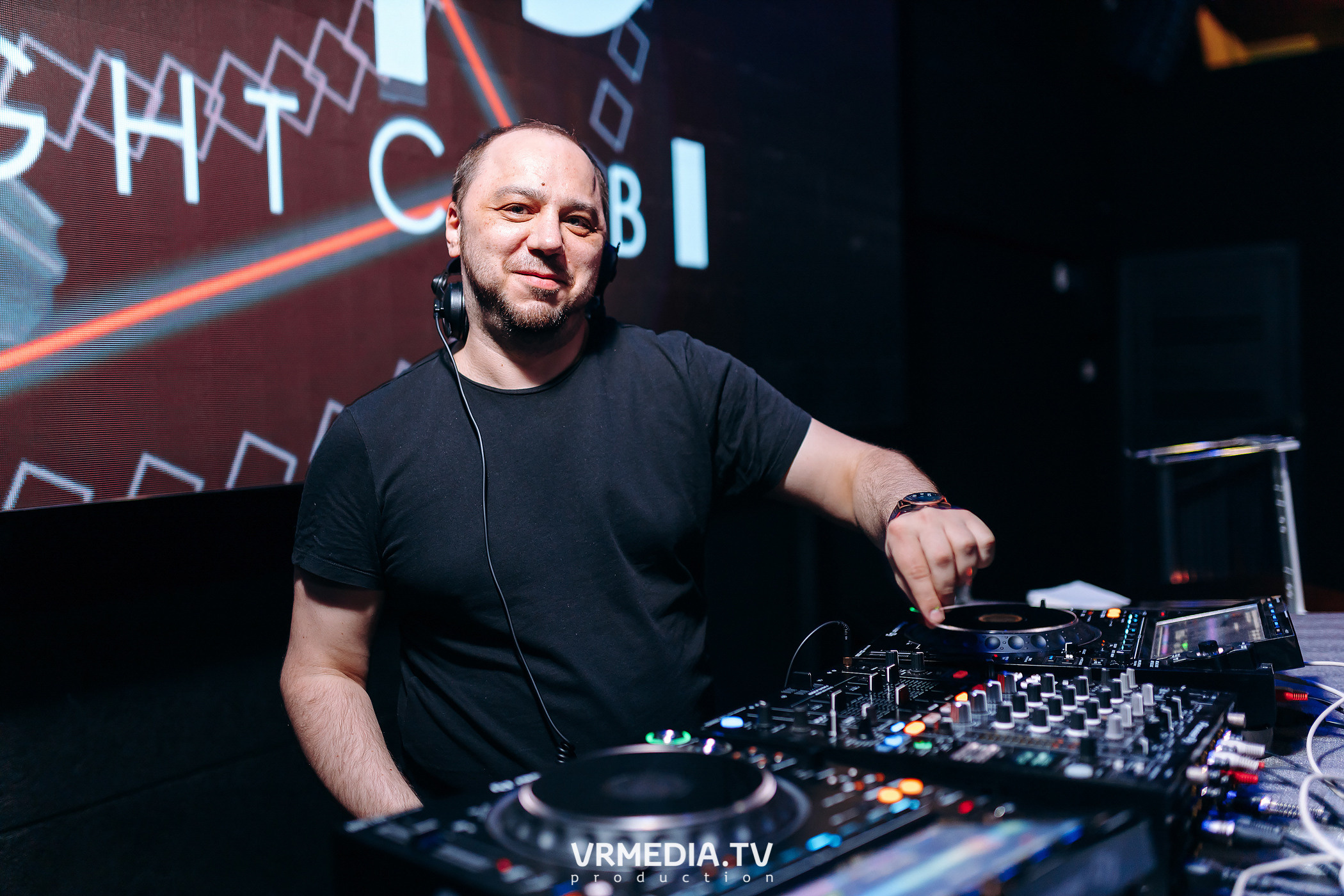 Выходные в ночном клубе «ЭФИР»