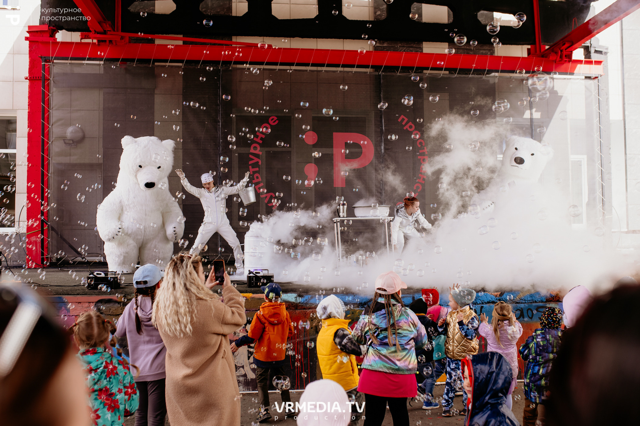 ВСТРЕЧАЙ ЛЕТО С DETISKAZKA42 в культурном пространстве «Редакция»