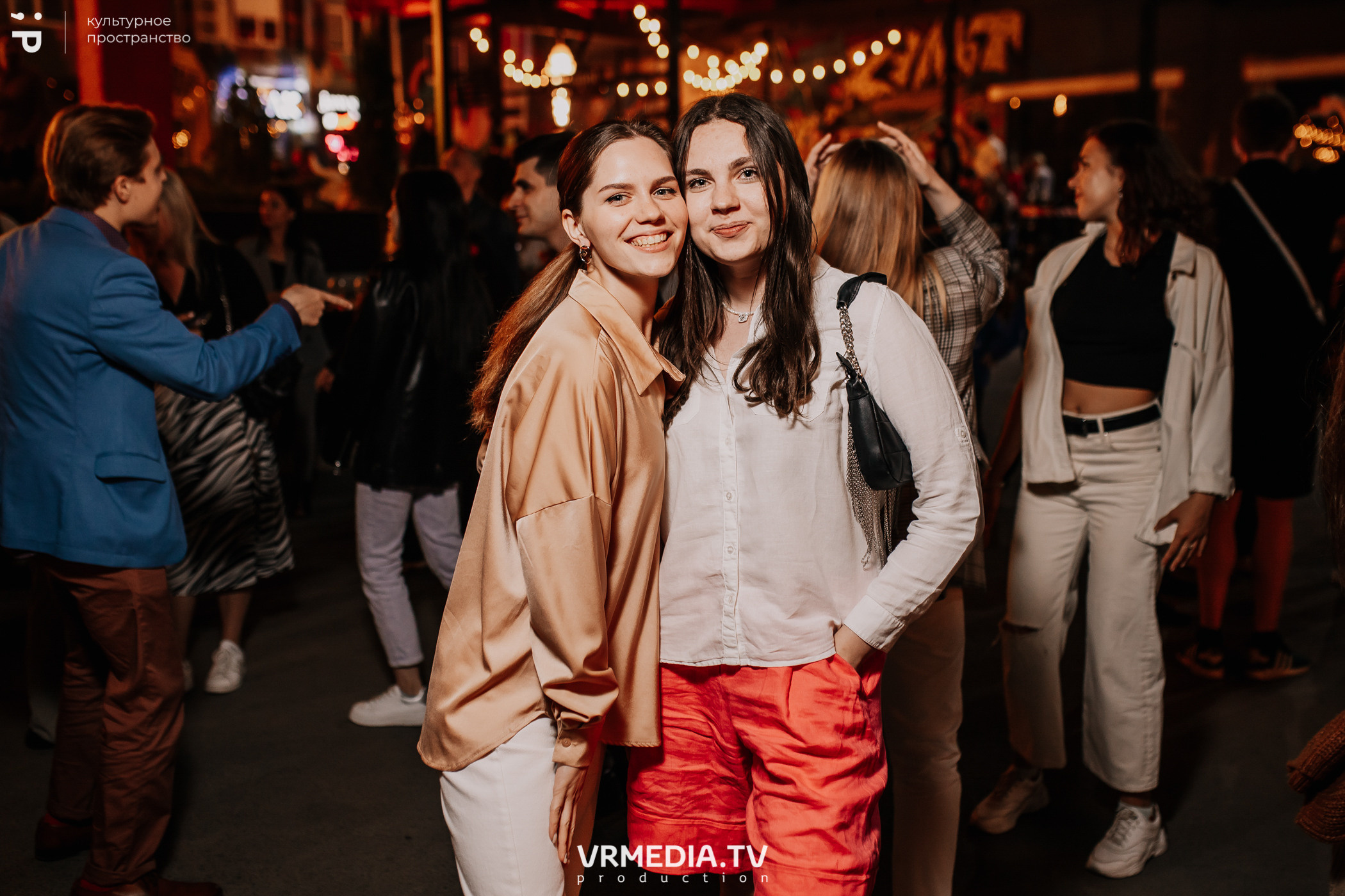 11 Friends of Chao в культурном пространстве «Редакция»