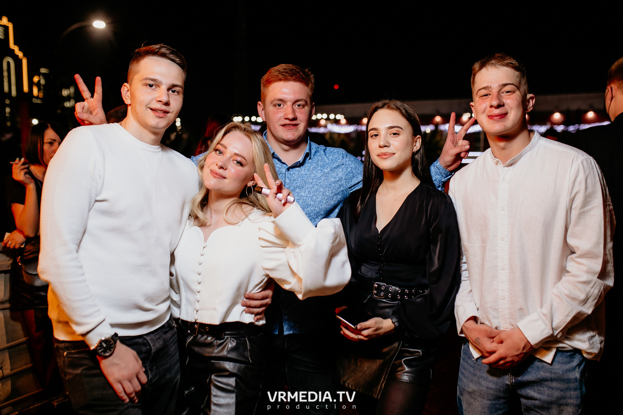 Выходные в баре «DOSKI»