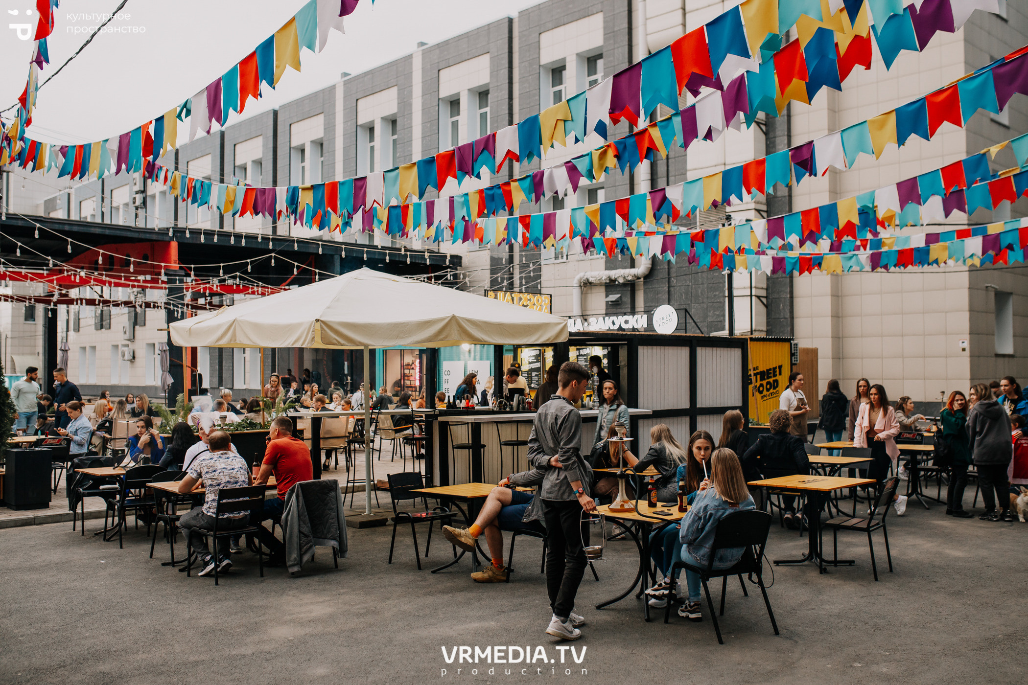 Открытие «C’mon bar» в культурном пространстве «Редакция»