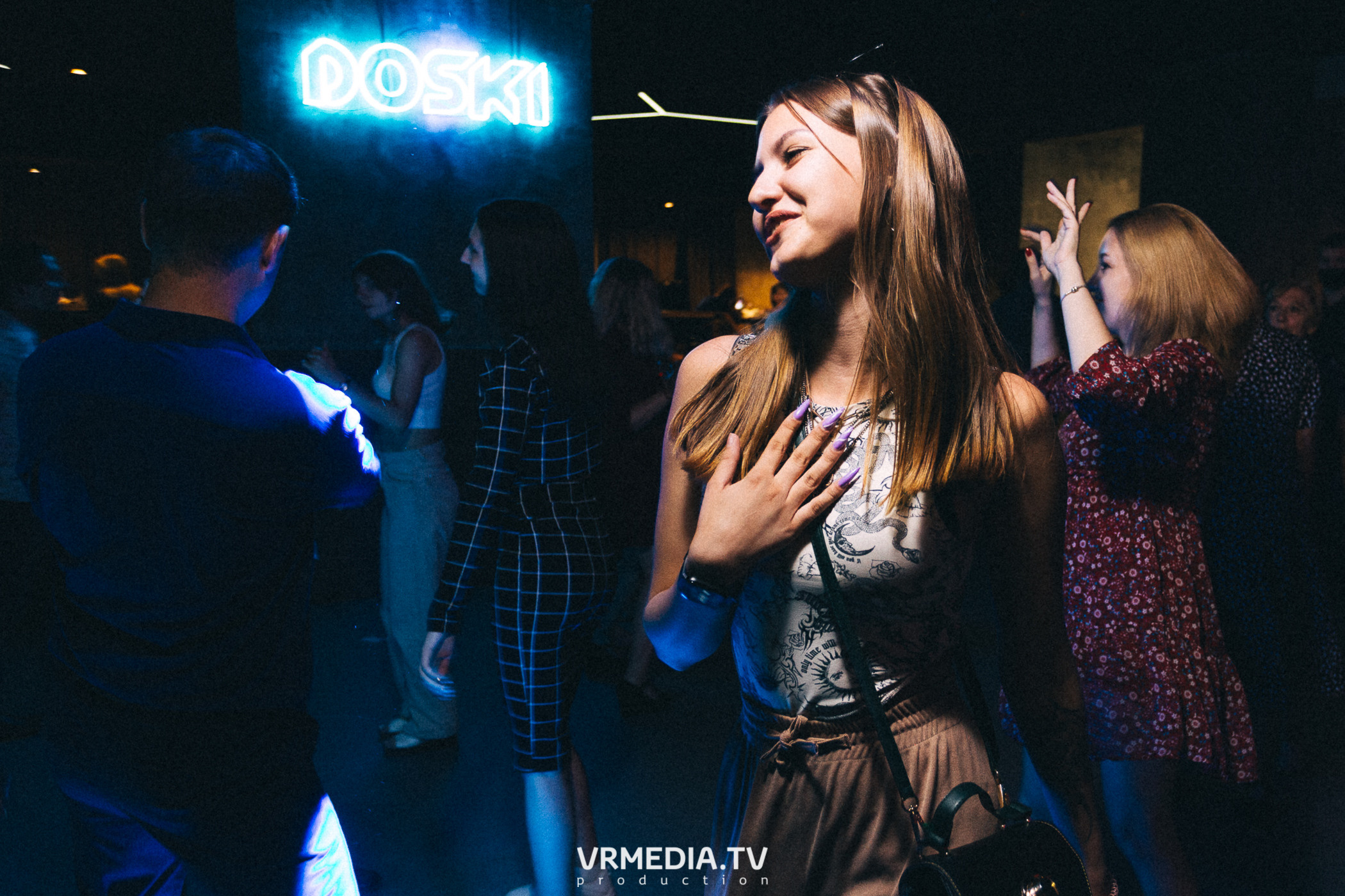 Bunny Hard в баре «DOSKI»