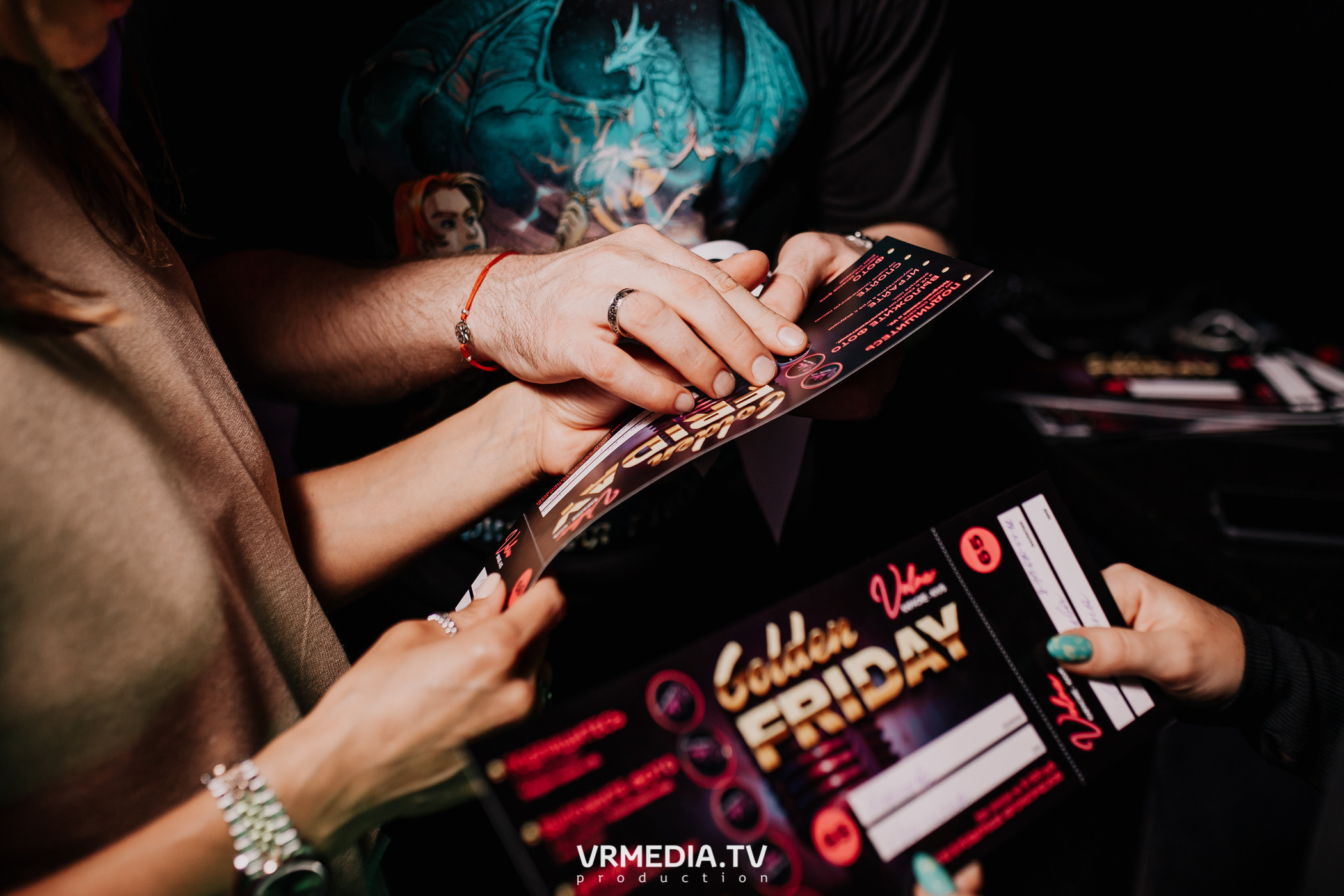 Русский рок в караоке-баре «Volna»