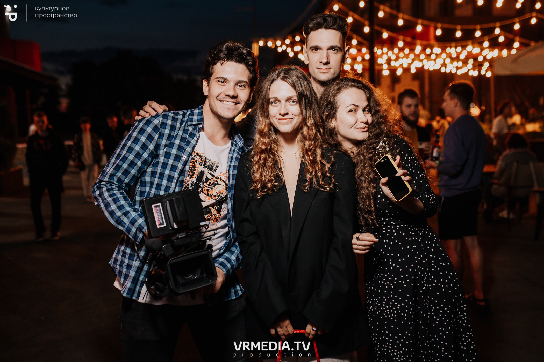 11 Friends of Chao в культурном пространстве «Редакция»