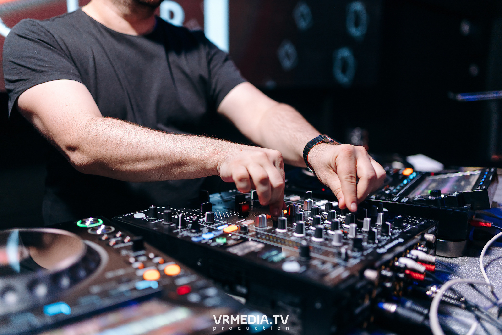 Выходные в ночном клубе «ЭФИР»