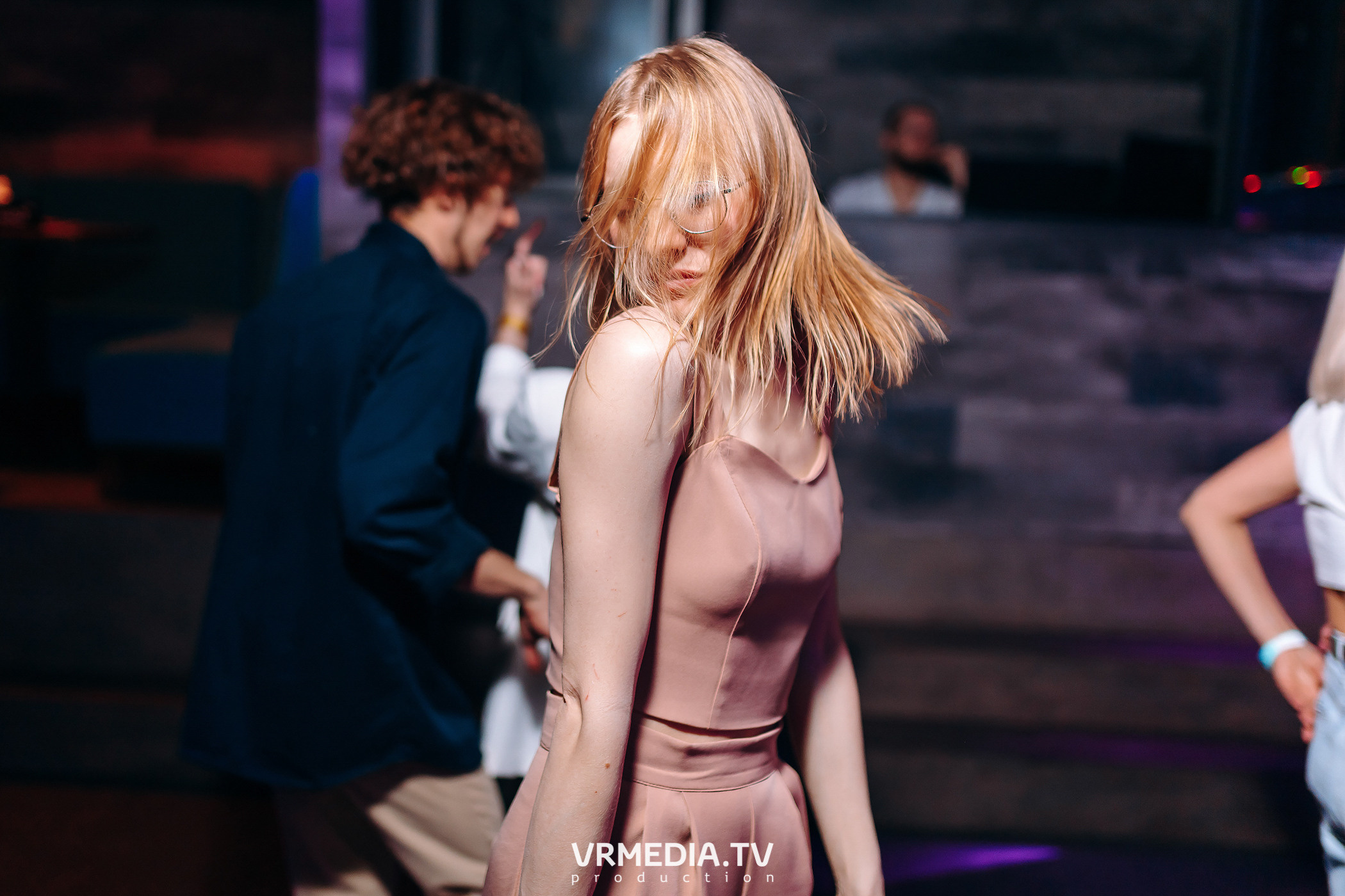 Выходные в ночном клубе «ЭФИР»