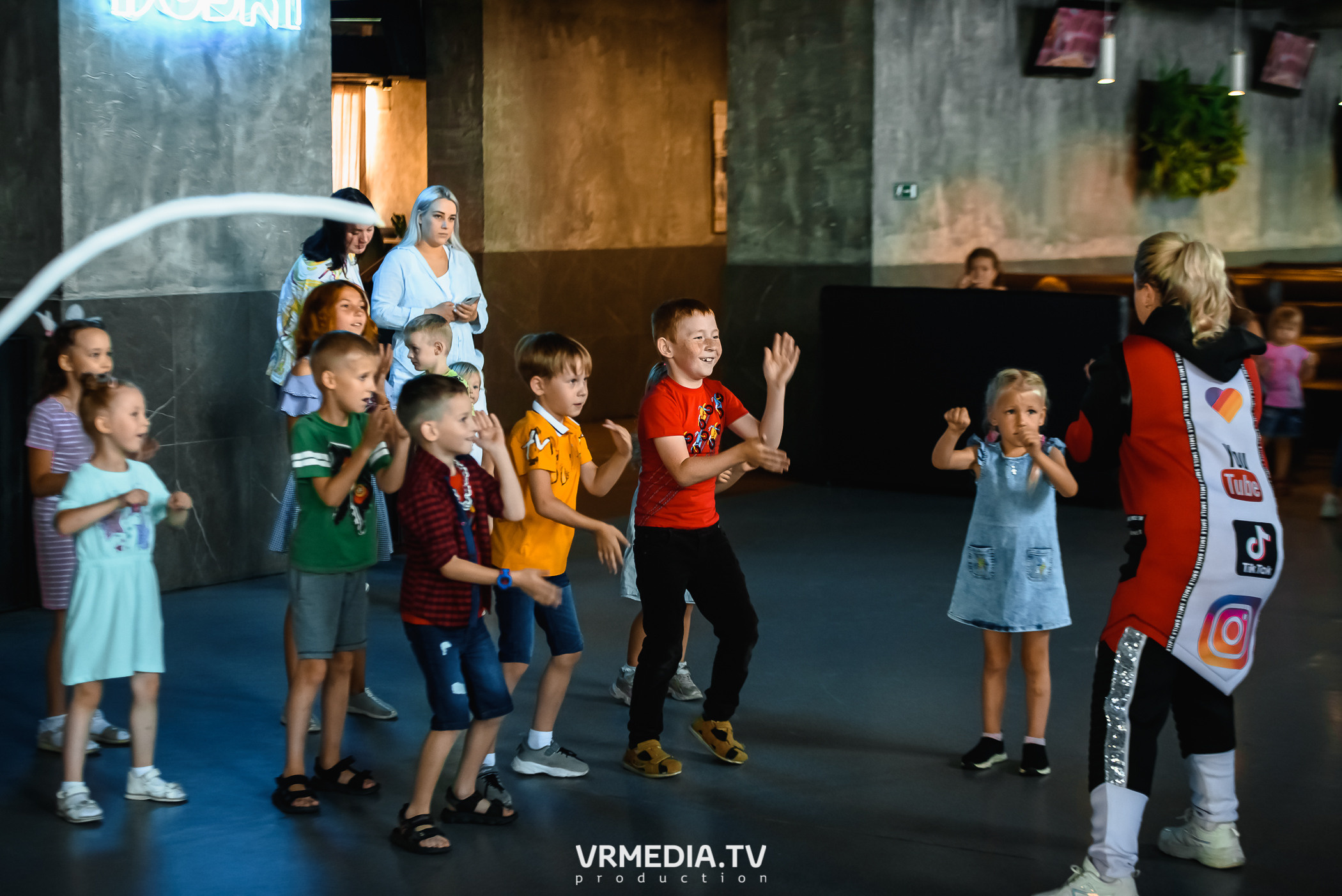 Baby time в баре «DOSKI»