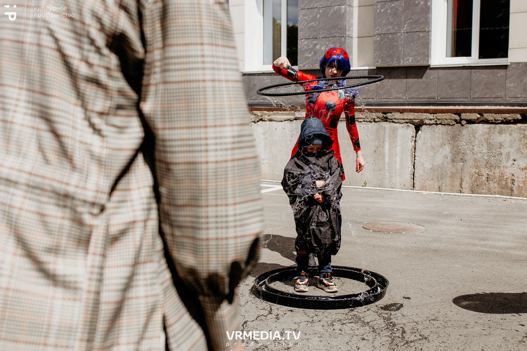 ВСТРЕЧАЙ ЛЕТО С DETISKAZKA42 в культурном пространстве «Редакция»