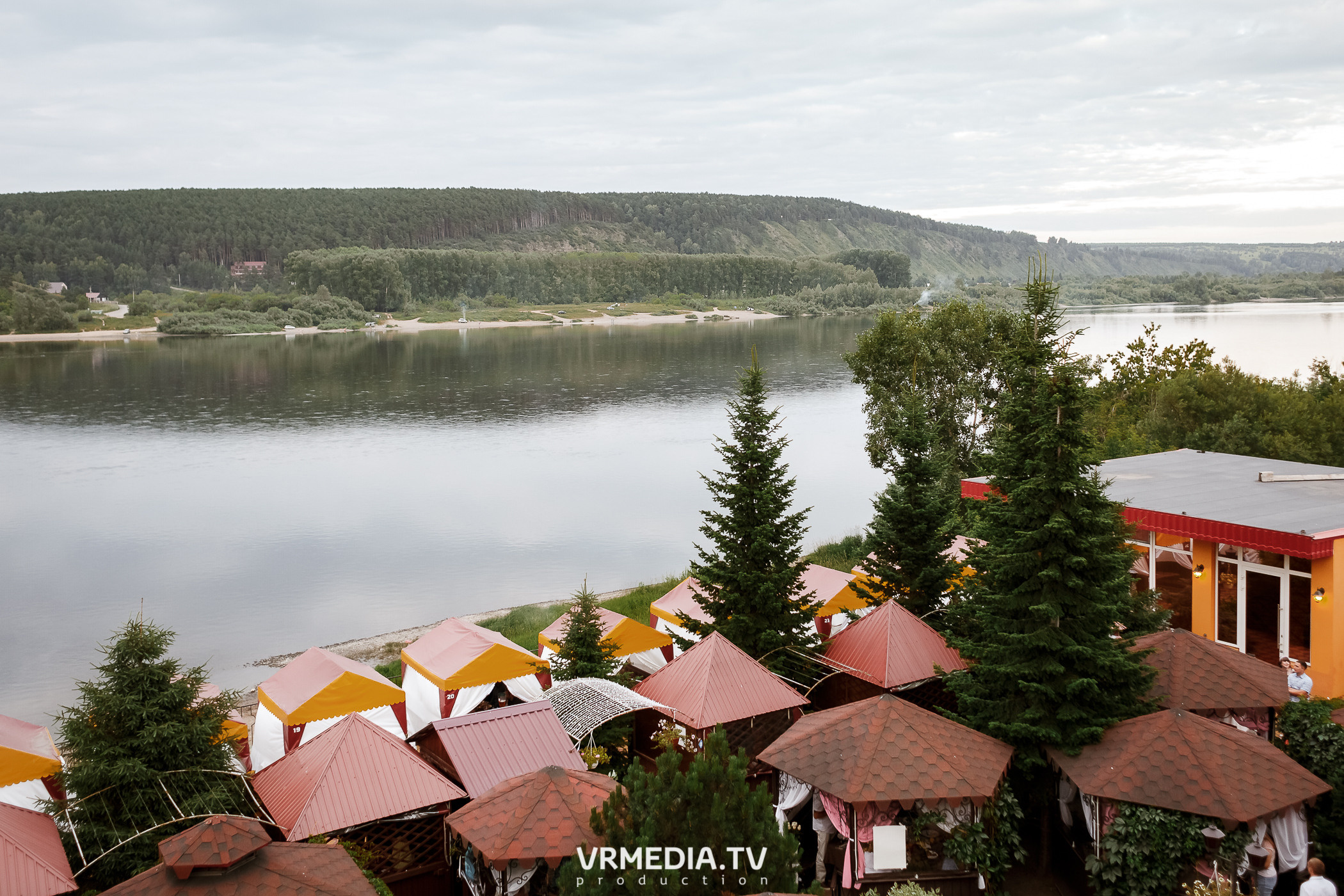 Выходные в ресторане «Лазурный берег»
